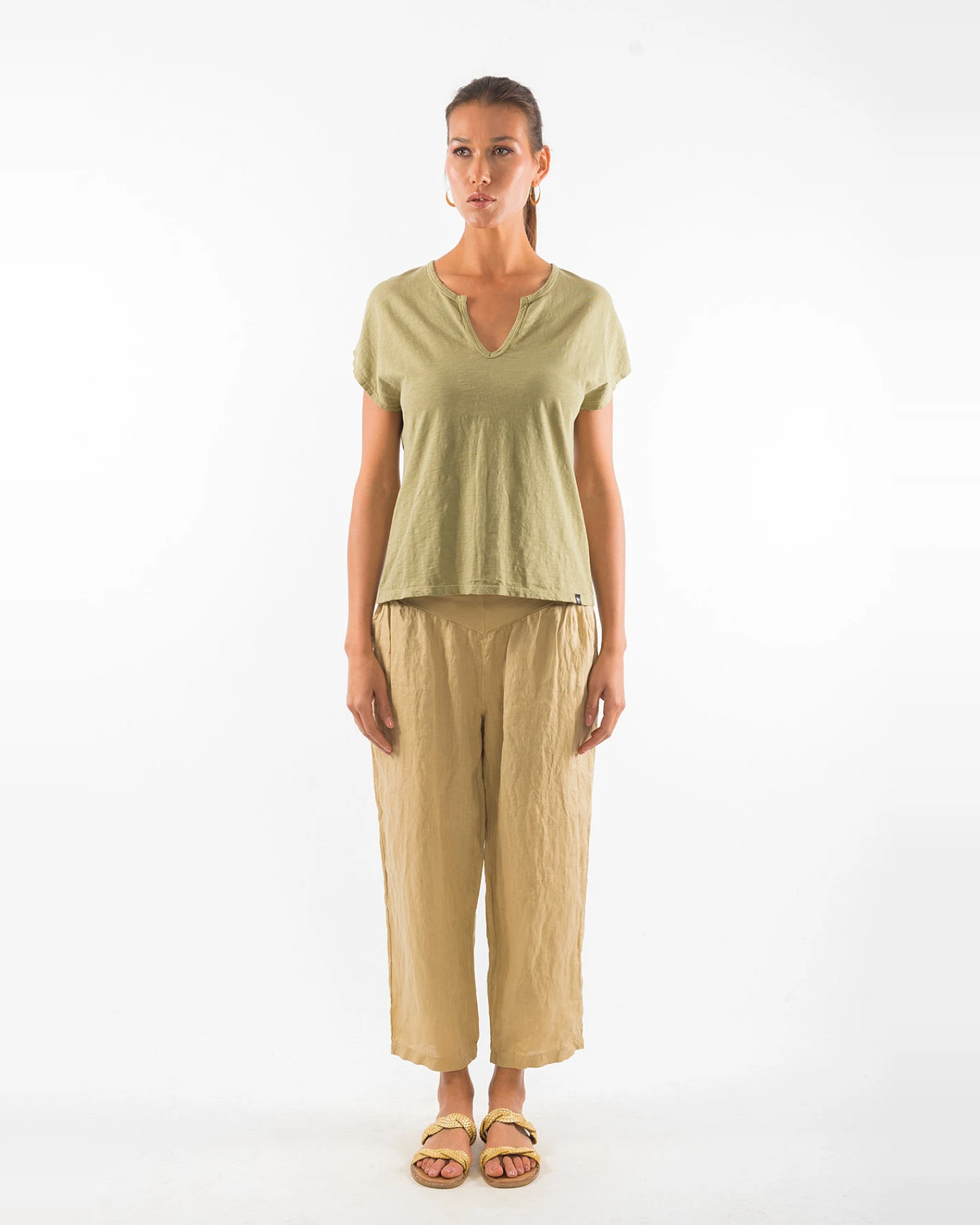 RAVENS VIEW IBIZA Damen vegan T-Shirt Hera Dark Aloe Grün – Ansicht 2