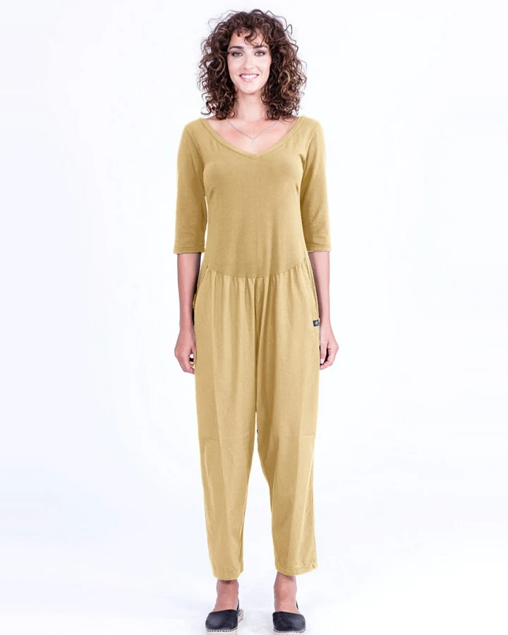 RAVENS VIEW IBIZA Damen vegan Jumpsuit Midnight Mono Camel Gelb
