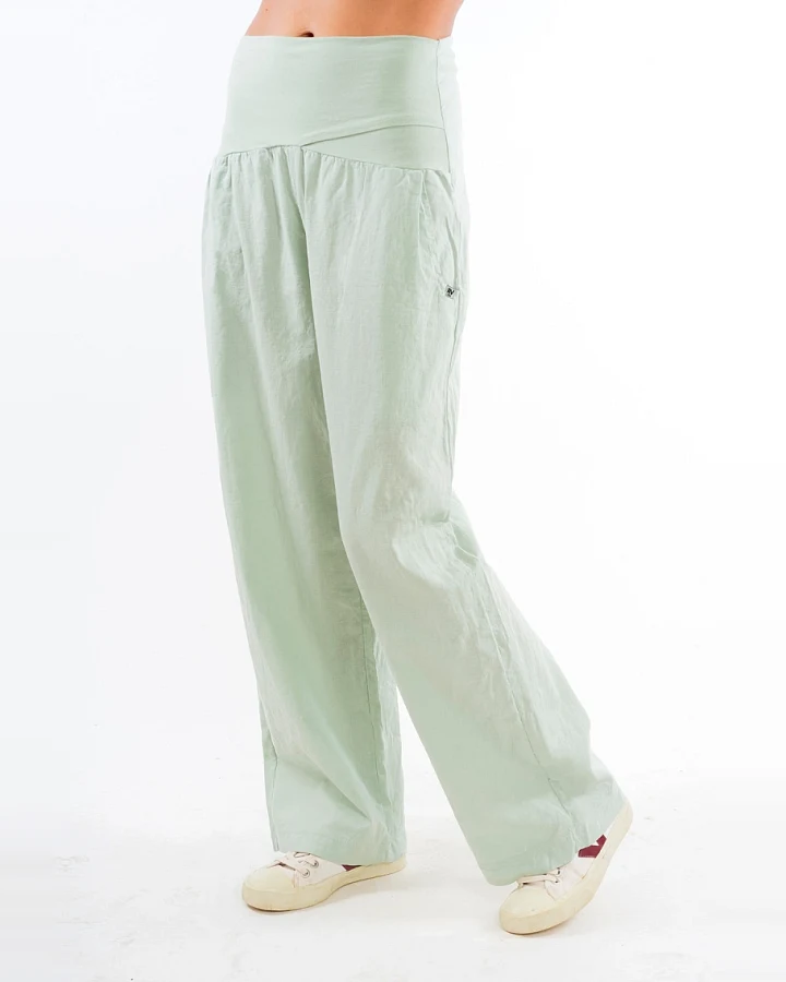 RAVENS VIEW IBIZA Damen vegan Hose Elba Light Aloe Grün