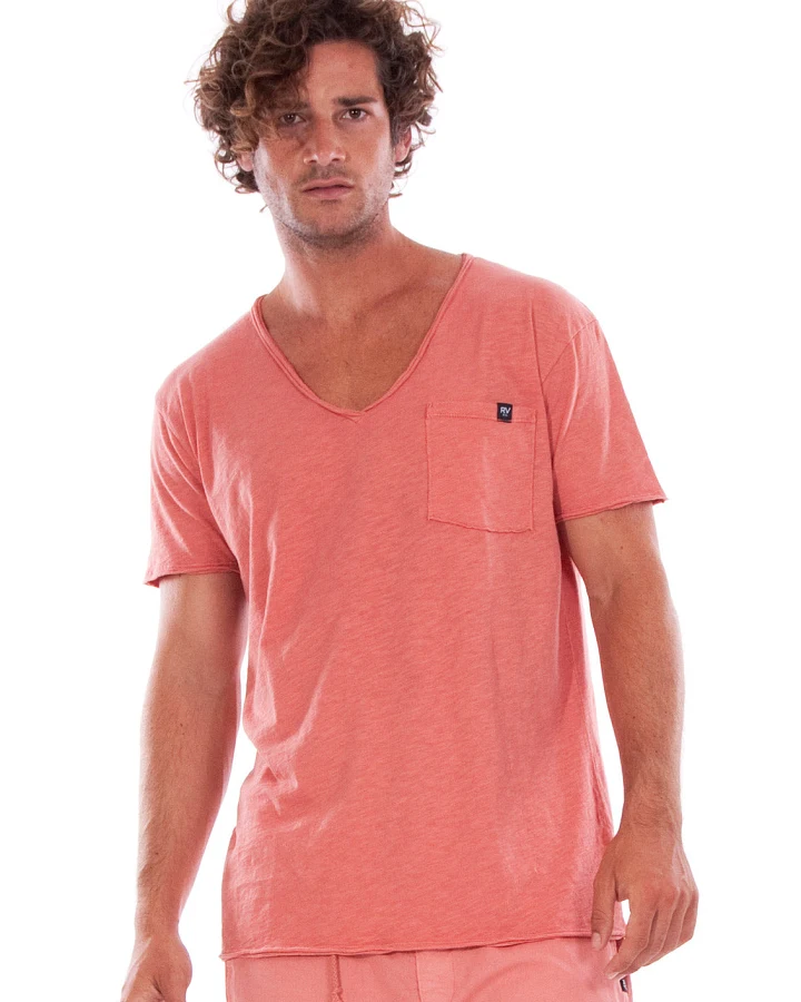 RAVENS VIEW IBIZA Herren vegan T-Shirt V-Ausschnitt Wild Pocket Clay