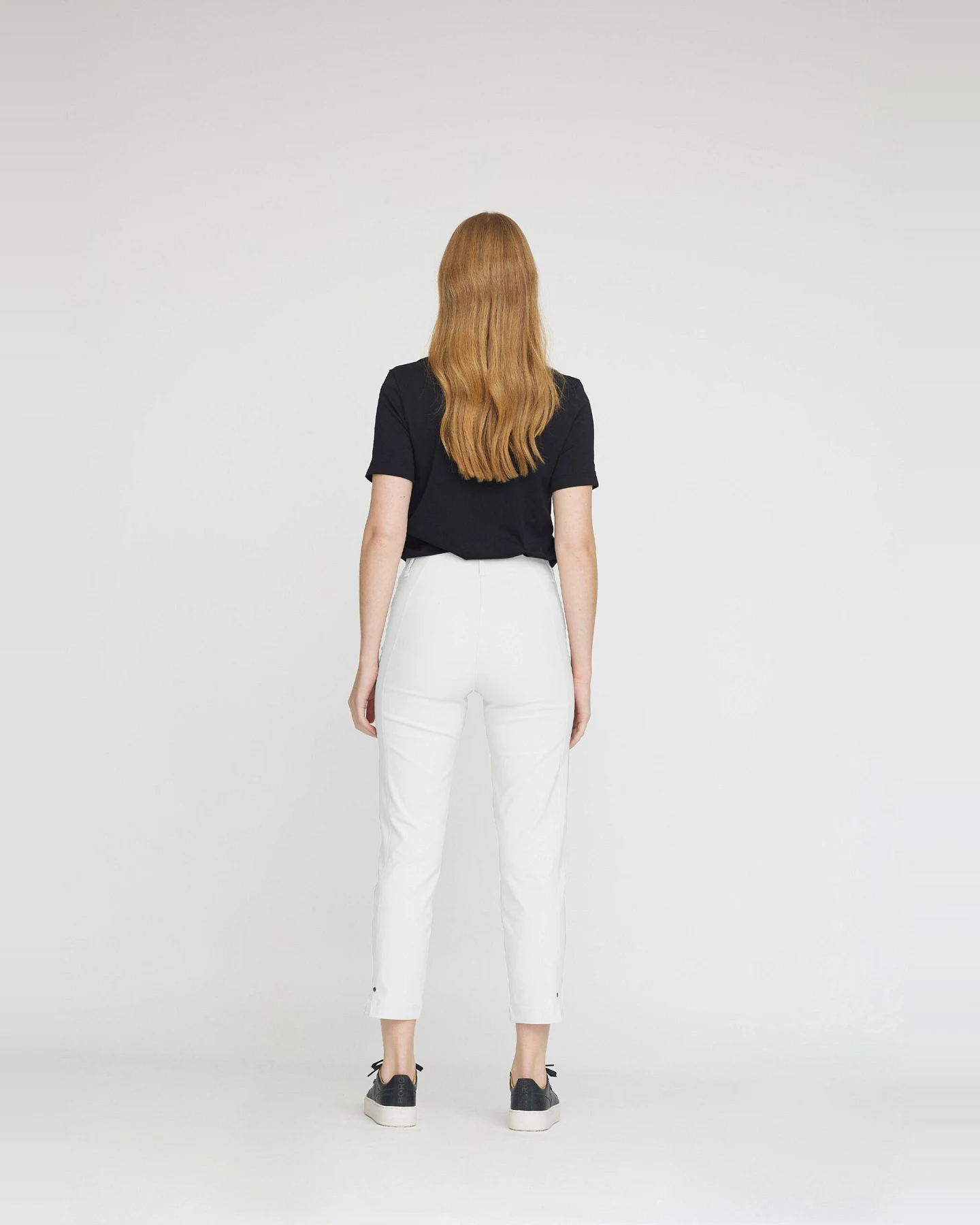 LAURIE Damen vegan Hose Rose Regular Crop Weiß – Ansicht 2