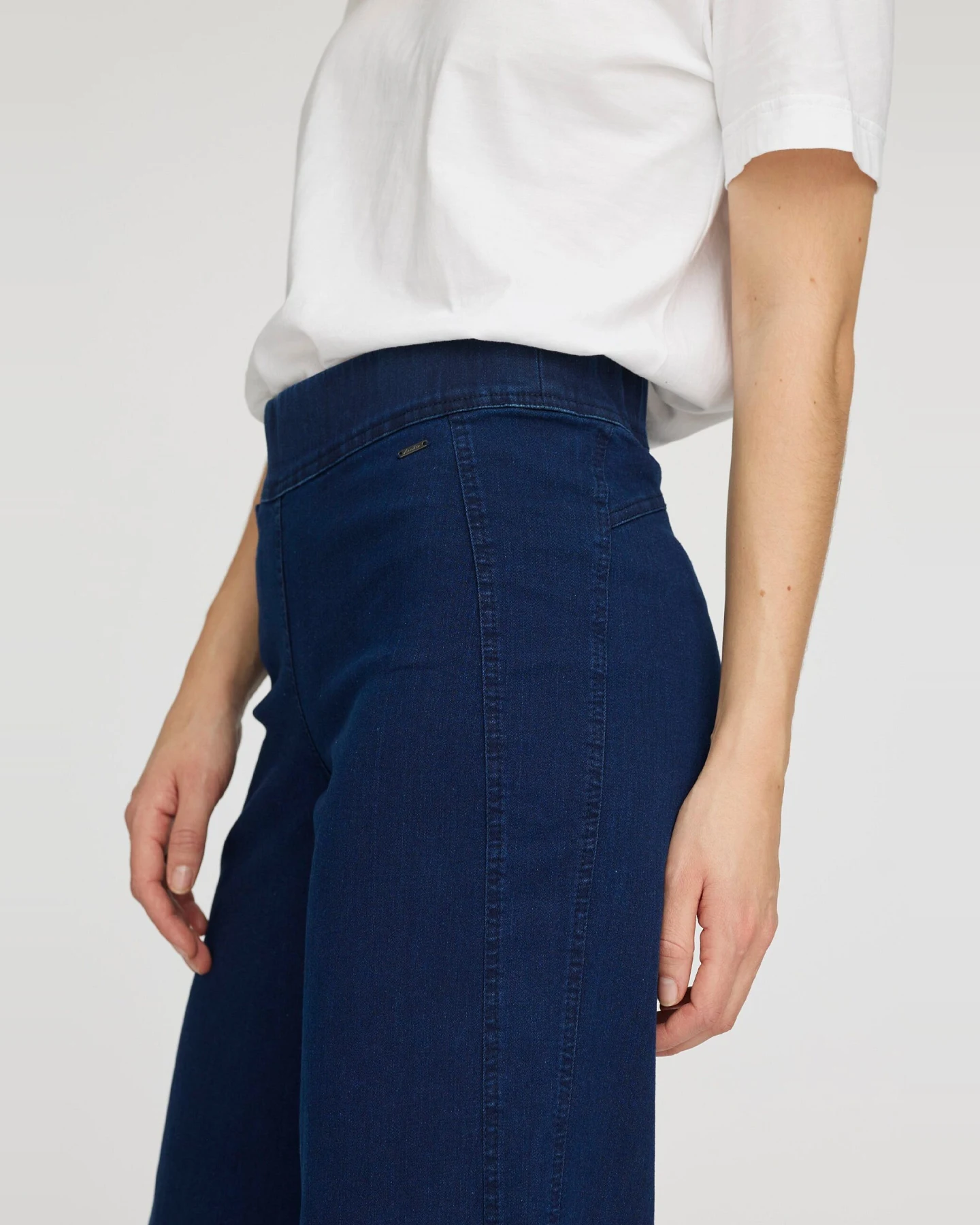 LAURIE Damen vegan Hose Serene Loose Xsl Dark Blue Denim – Ansicht 2