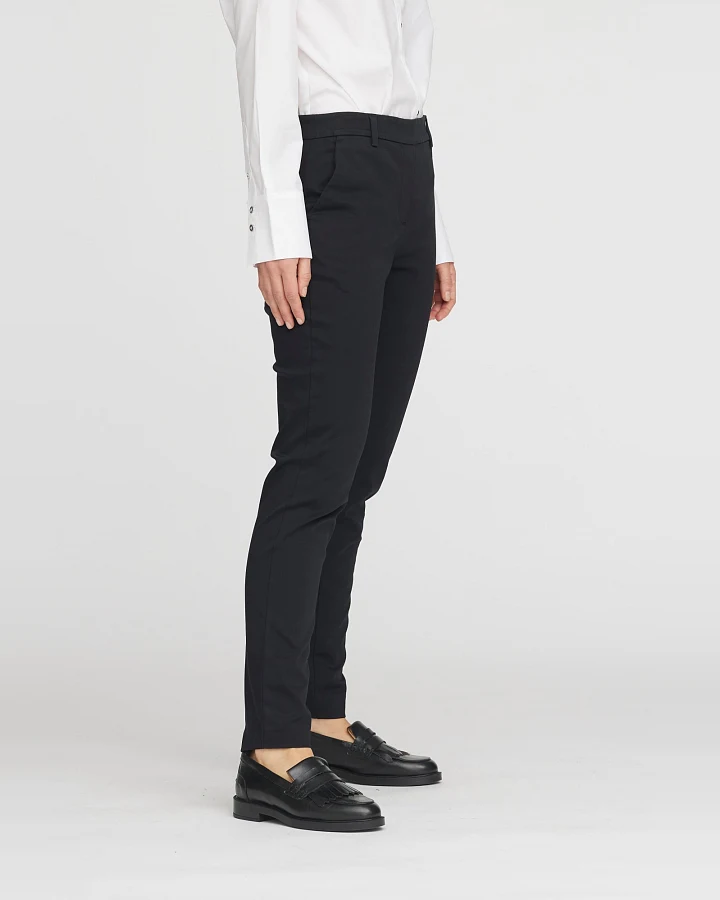 LAURIE Damen vegan Hose Fanny Slim Sl Schwarz