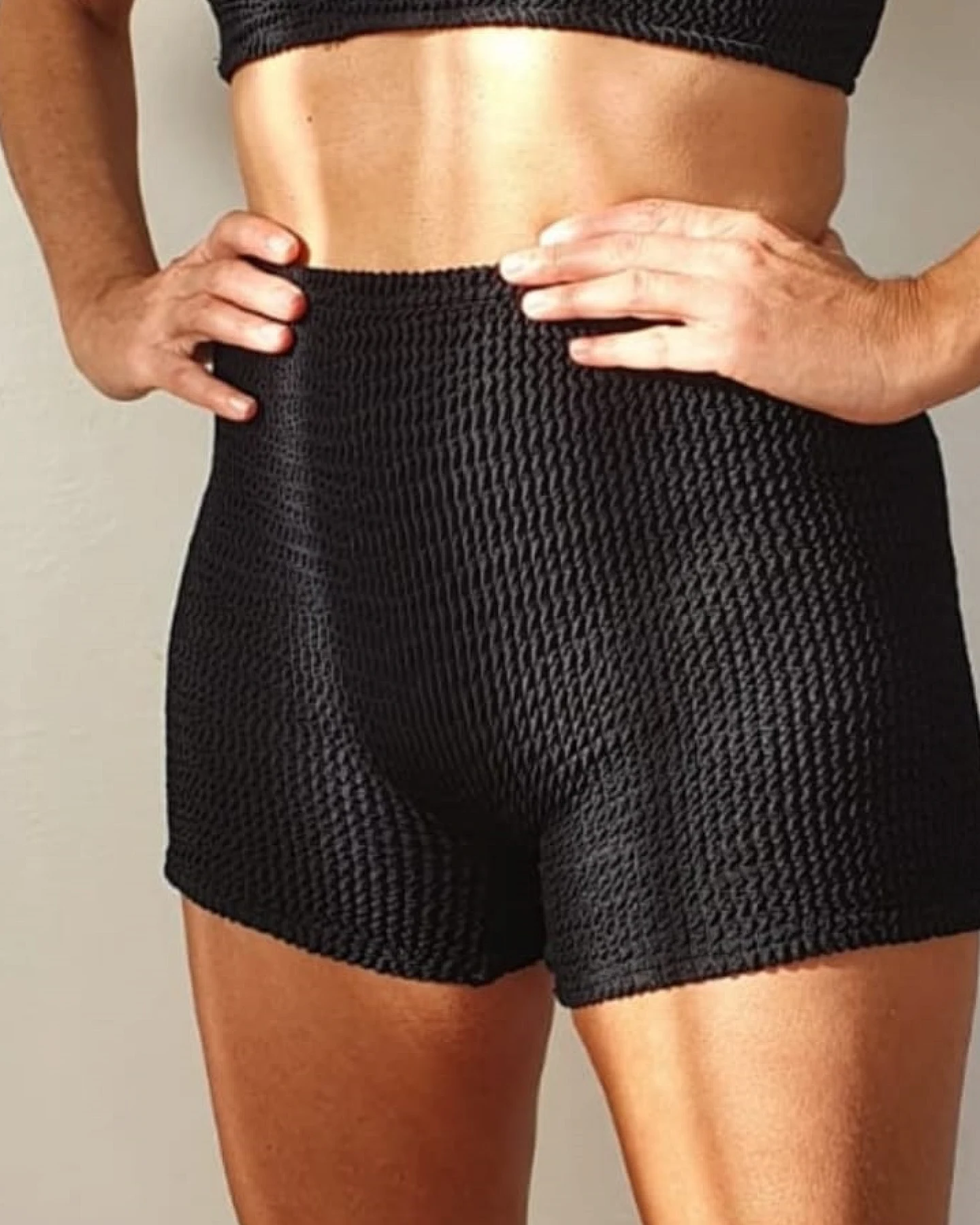 CALAMOON Damen vegan Shorts Schwarz – Ansicht 2