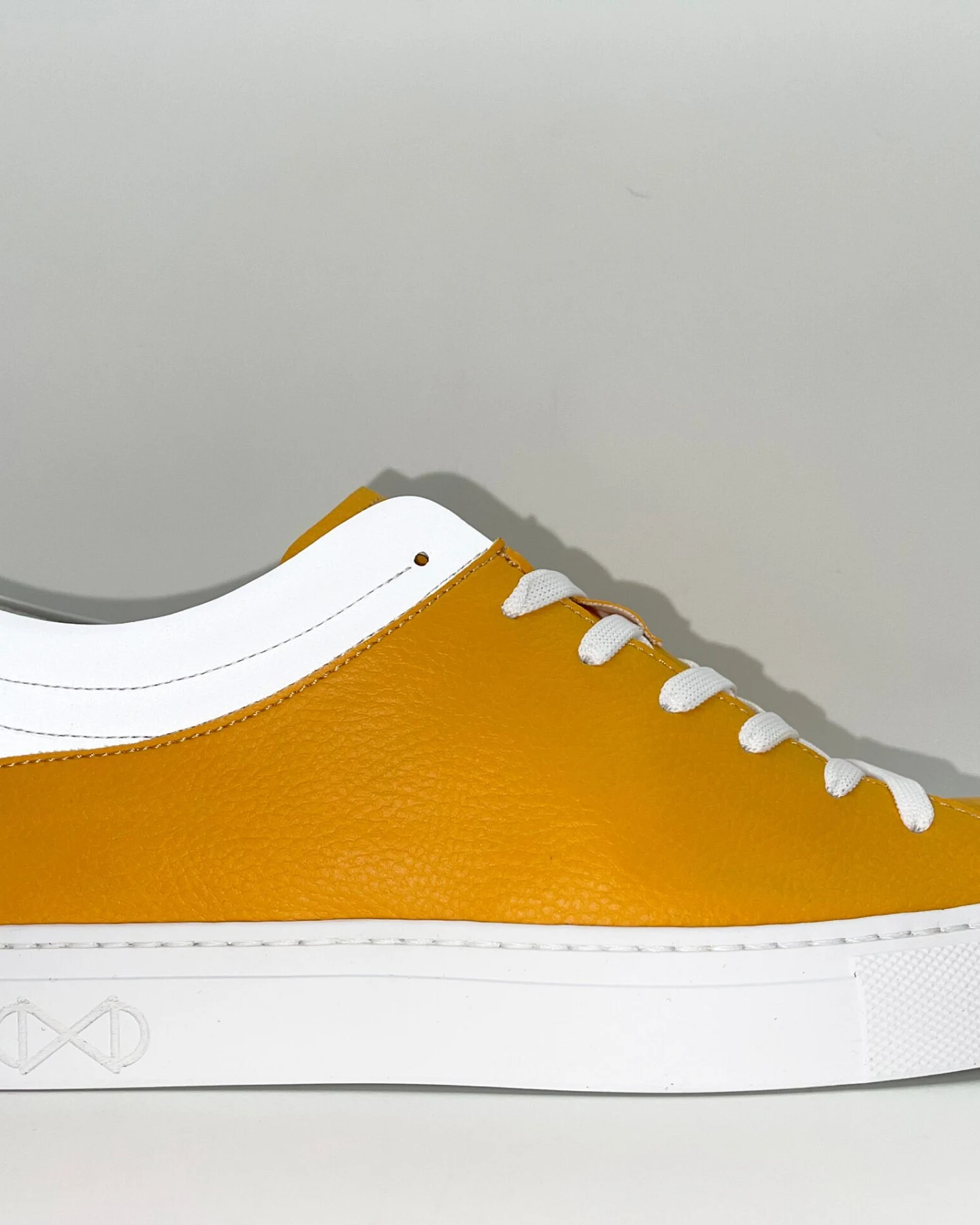 nat-2 Herren vegan Sneakers Sleek Low Fruit Orange Sun – Ansicht 2