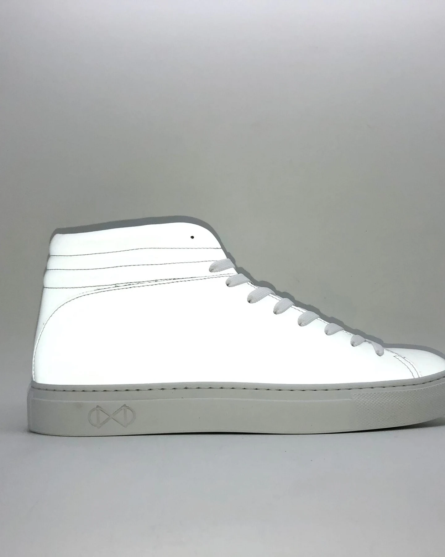 nat-2 Herren vegan Sneaker Sleek Weiß & Reflektierend – Ansicht 2