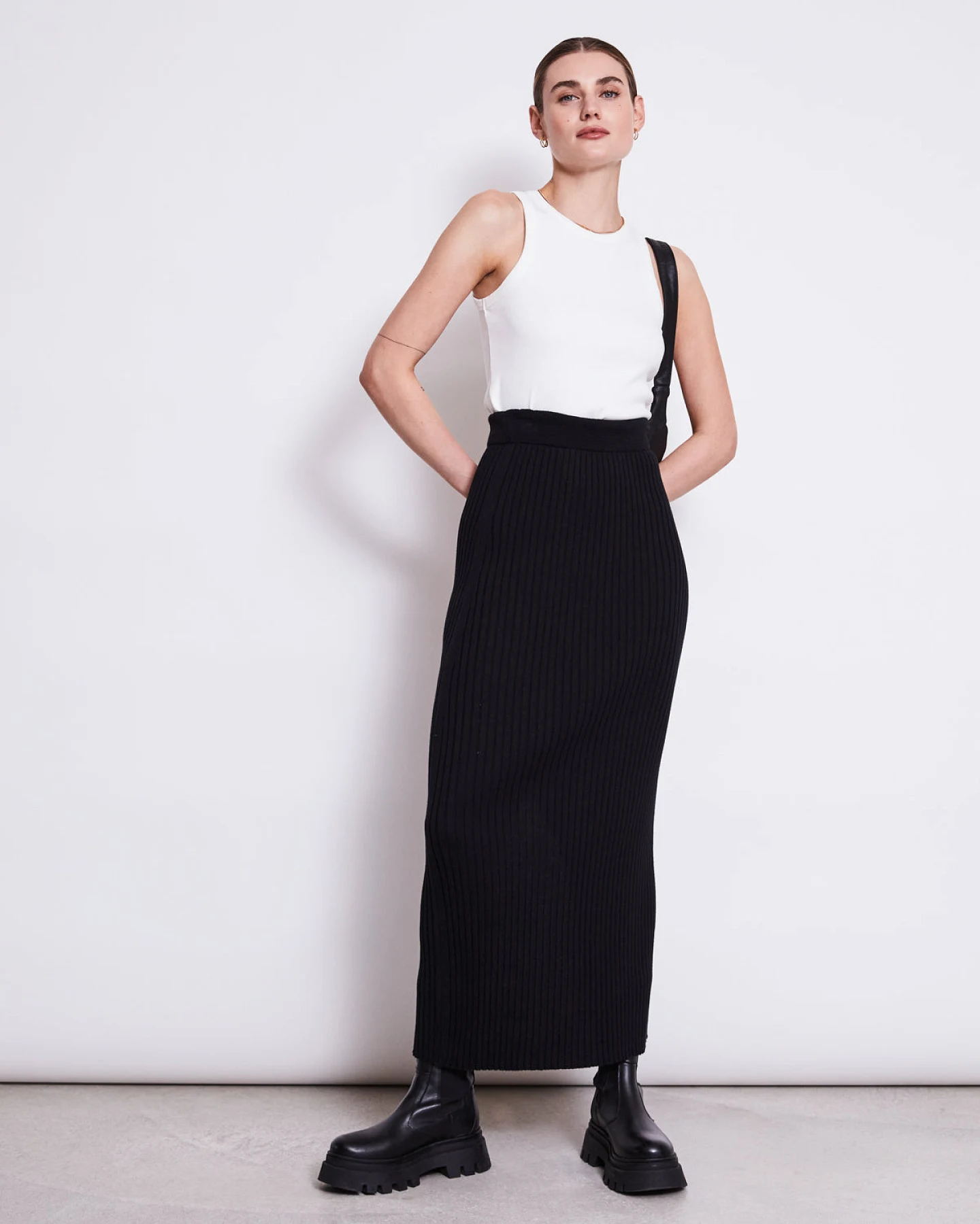 JAN 'N JUNE Damen vegan Strickrock Ebba Schwarz – Ansicht 2