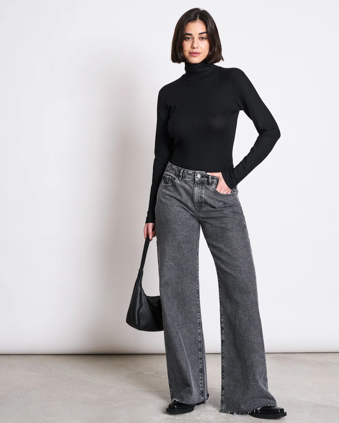 JAN 'N JUNE Damen vegan Rollkragenpullover Mio Rib Schwarz – Ansicht 2