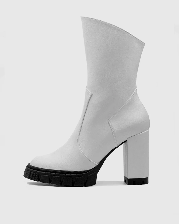 BOHEMA Damen vegan Stiefelette Ritual Weiß