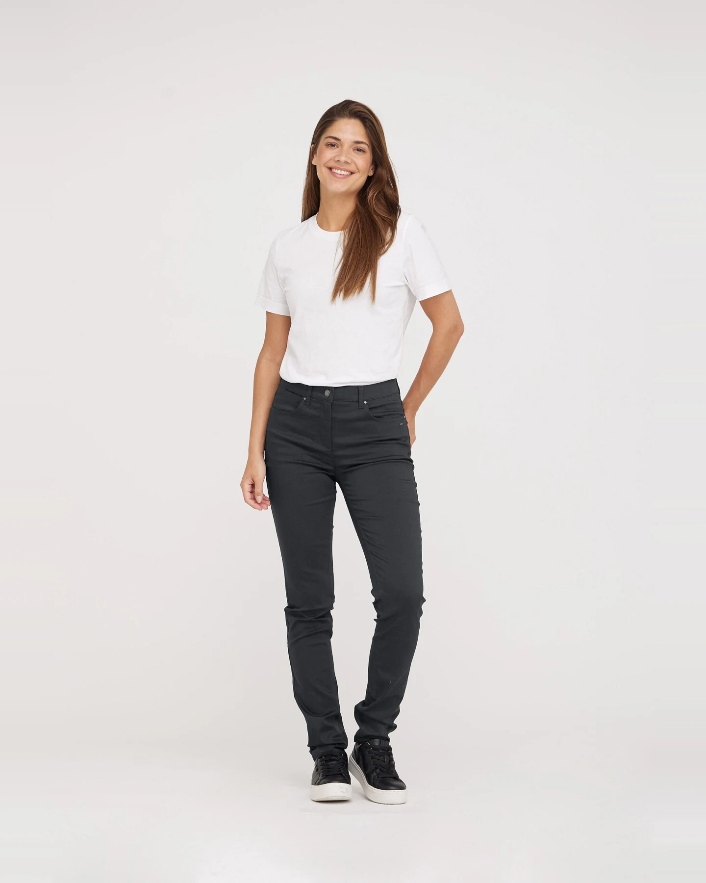 LAURIE Damen vegan Hose Laura Slim Medium Length Anthrazit – Ansicht 2