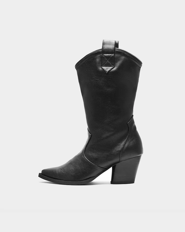 BOHEMA Damen vegan Sleeky Cowboy Stiefel Schwarz
