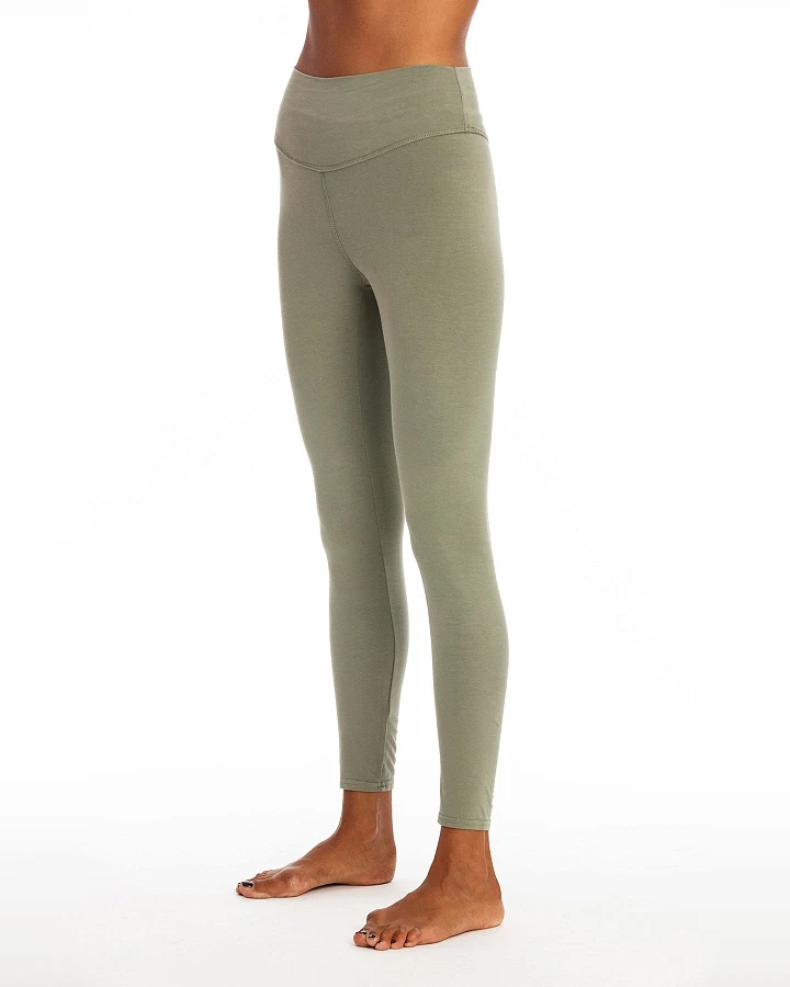 RAVENS VIEW IBIZA Damen vegan Yoga Legging Plus Khaki Grün
