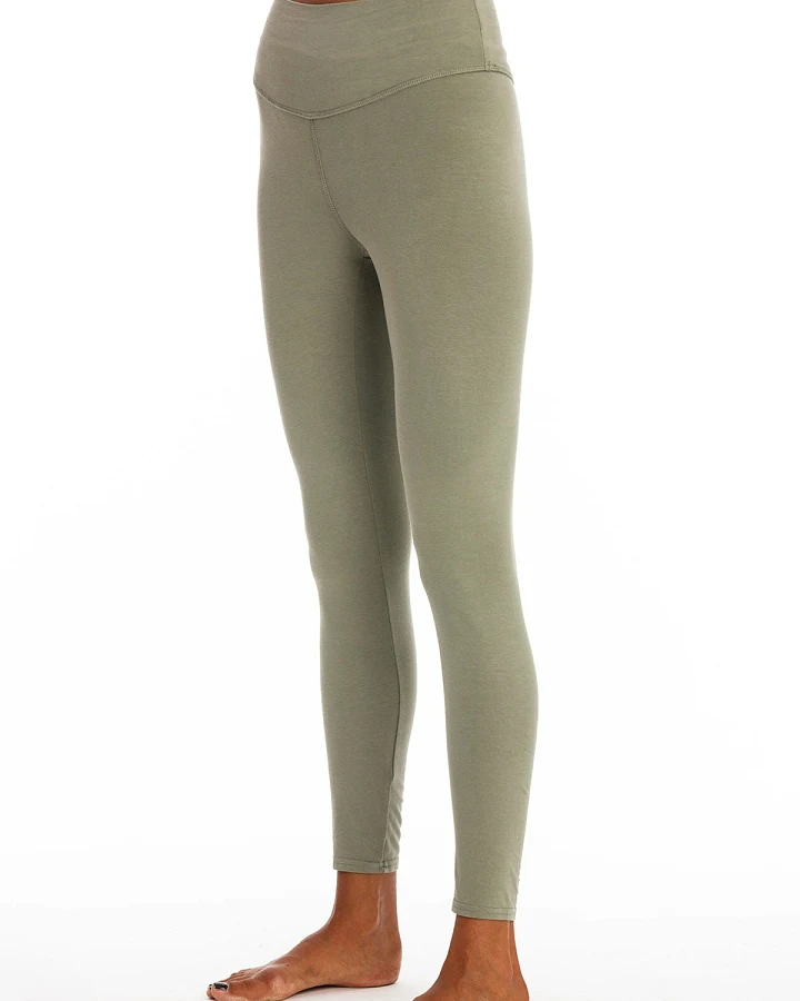 RAVENS VIEW IBIZA Damen vegan Yoga Legging Plus Khaki Grün