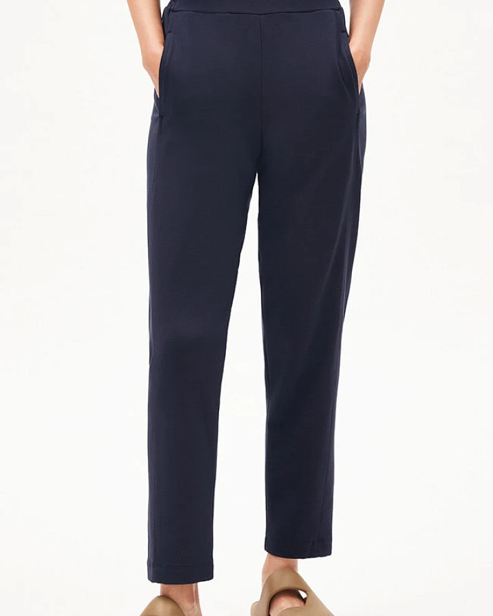ARMEDANGELS Damen vegan Hose Magdaalena Night Sky Blau