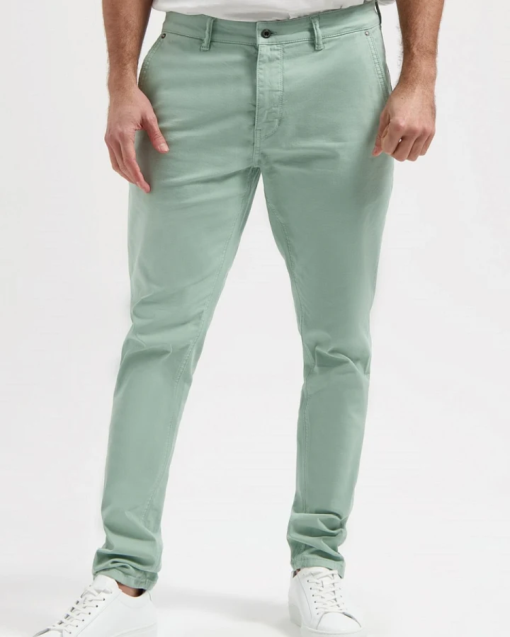 Kuyichi Herren vegan Chino Dexter Green