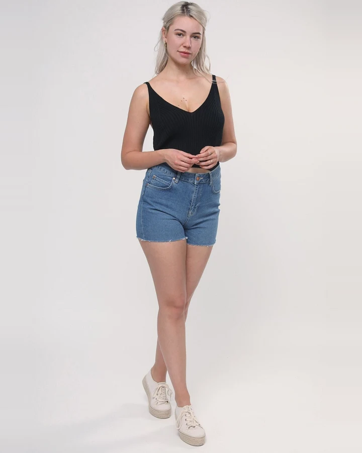 LOVJOI Damen vegan Denim Jeans Shorts Frittilary Blau