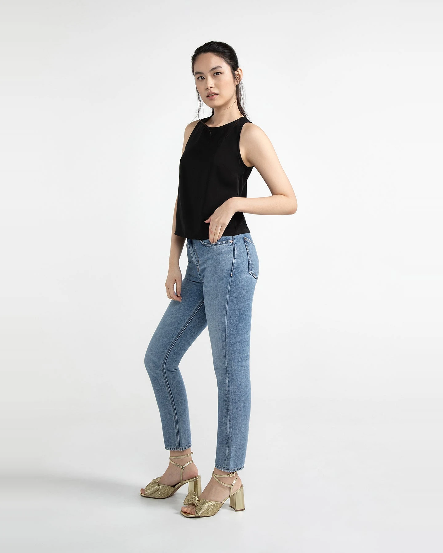 LOVJOI Damen vegan Jeans Pauleena Authentic Blau – Ansicht 2