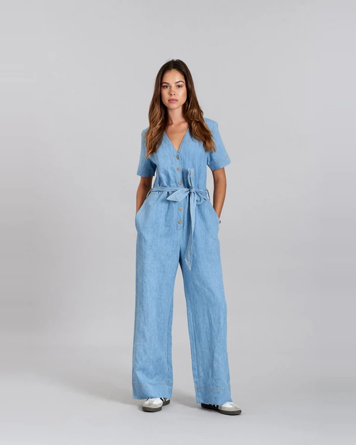 KOMODO Damen vegan Jumpsuit Elouise Light Wash