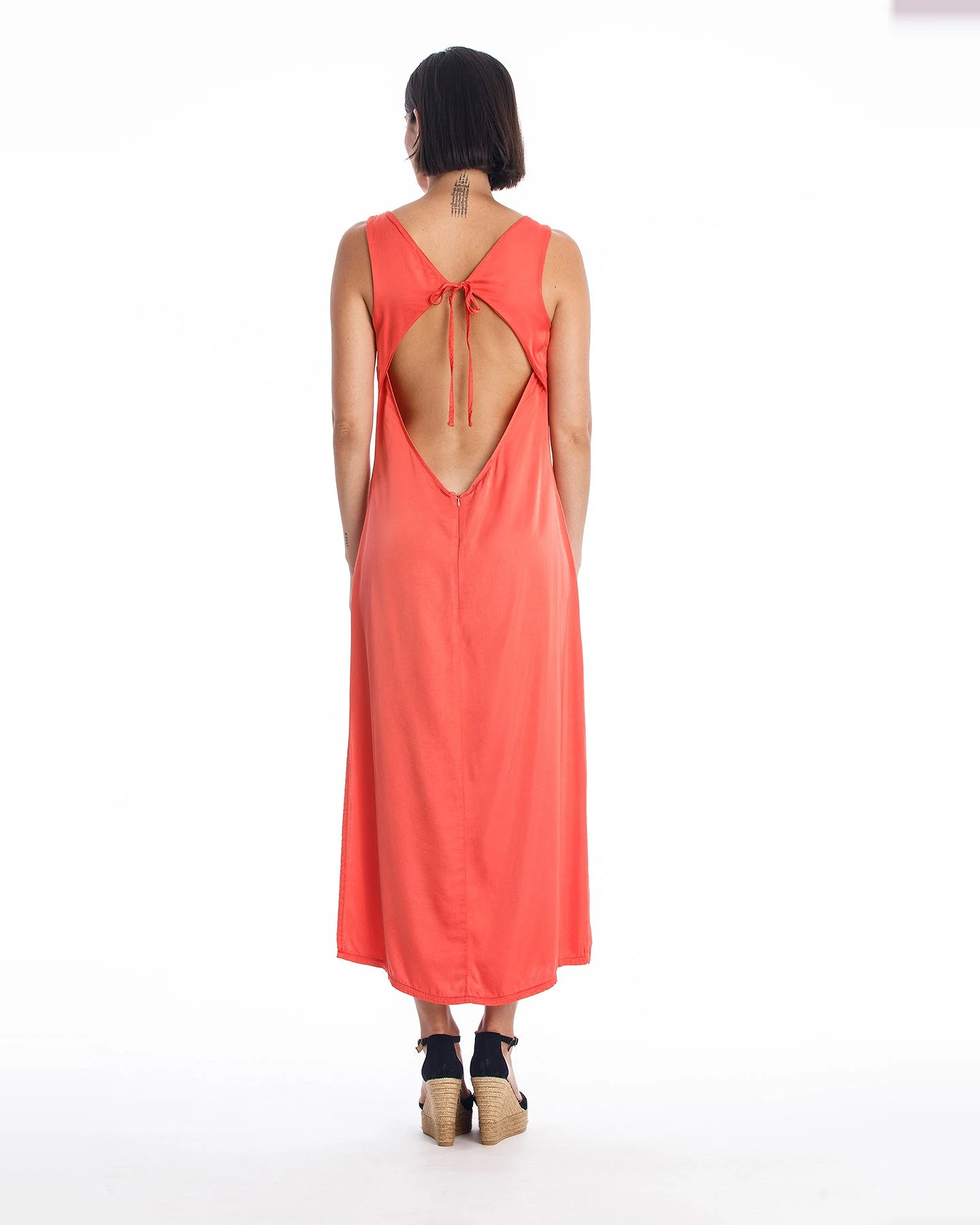 RAVENS VIEW IBIZA Damen vegan Kleid Liv Radiant Red – Ansicht 2