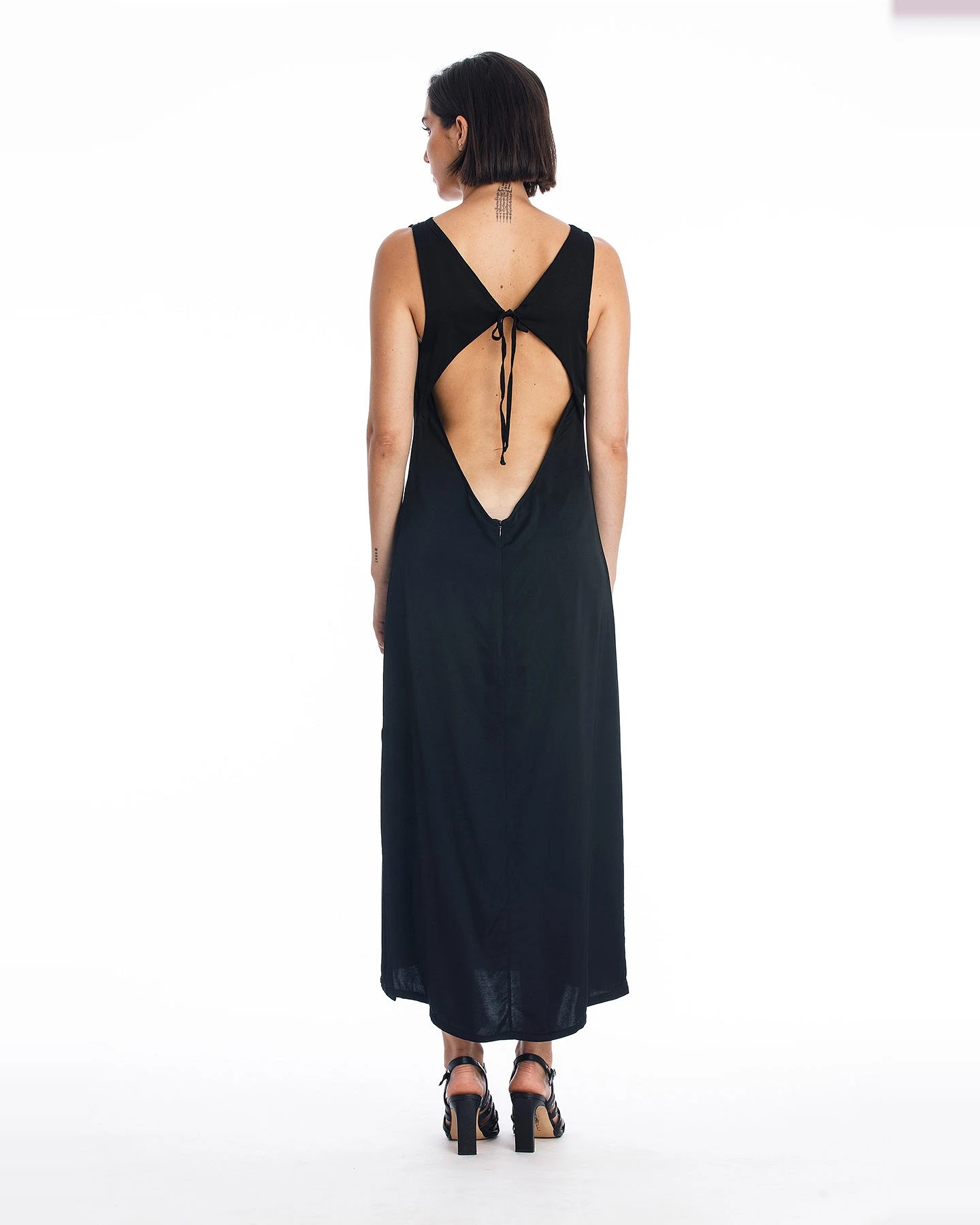 RAVENS VIEW IBIZA Damen vegan Kleid Liv Schwarz – Ansicht 2