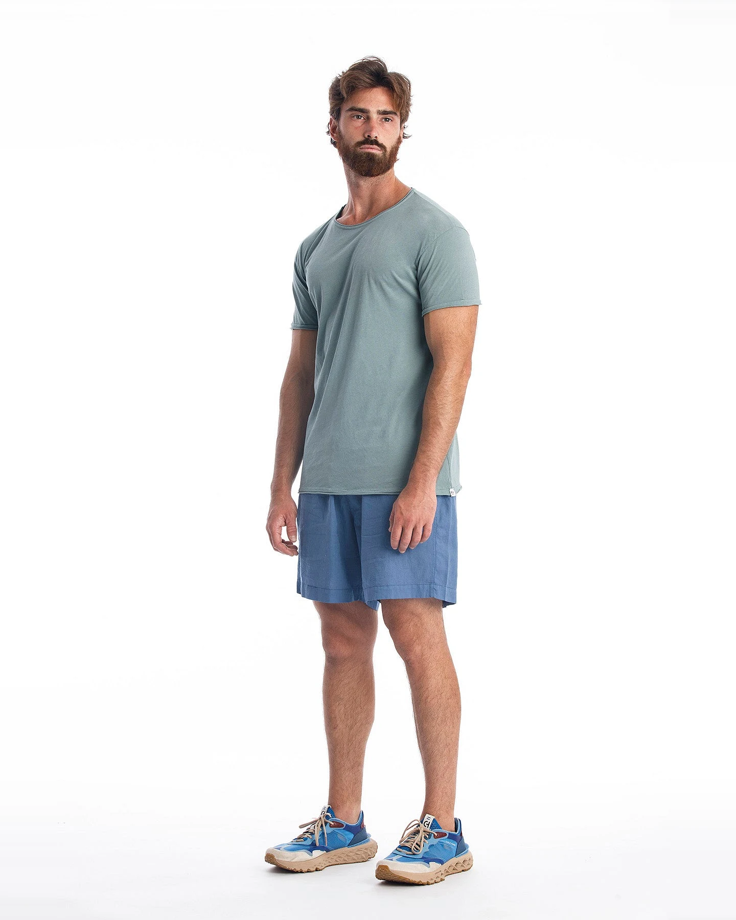 RAVENS VIEW IBIZA Herren vegan T-Shirt Rundhalsausschnitt Chinois Grün – Ansicht 2