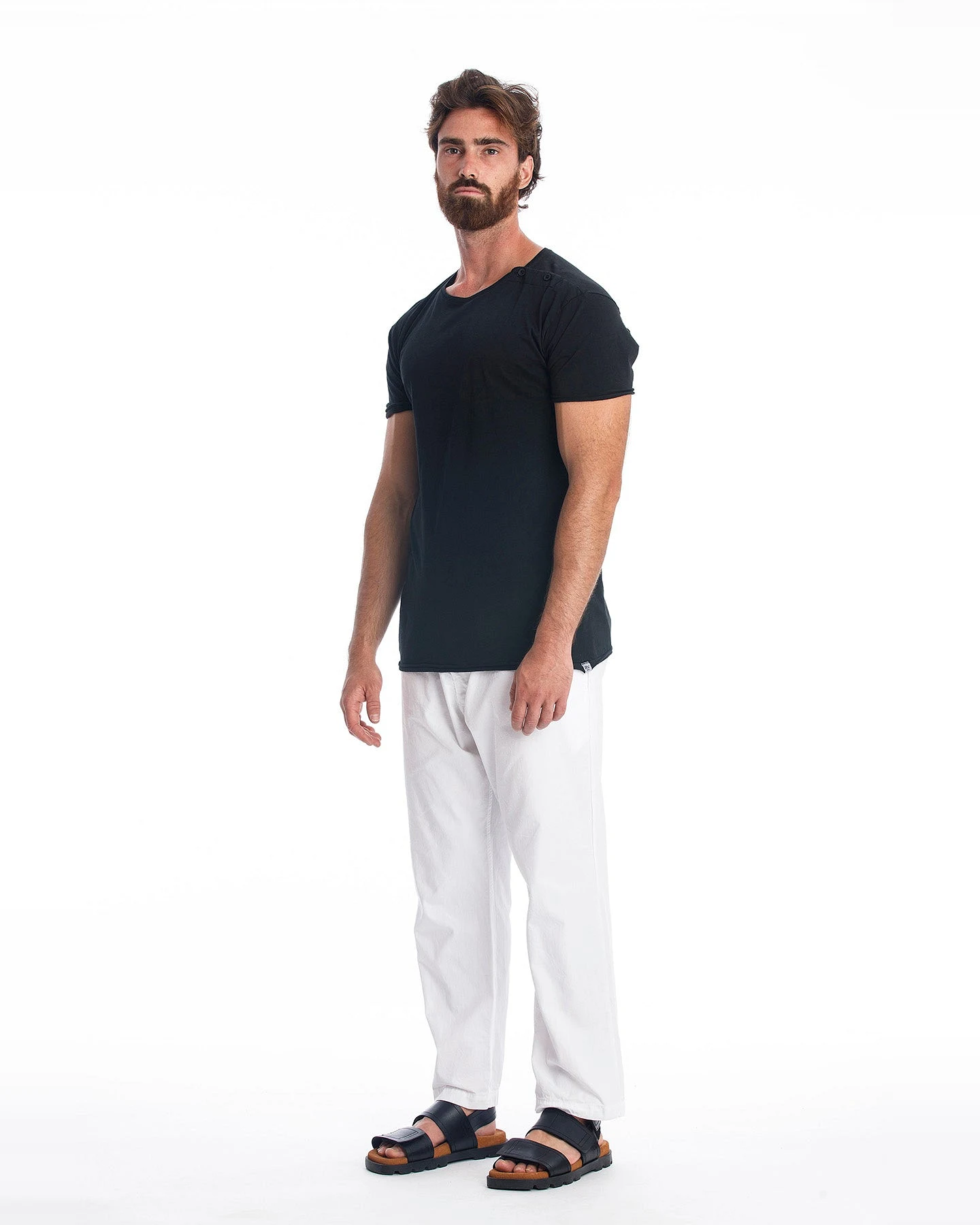 RAVENS VIEW IBIZA Herren vegan T-Shirt Egan Button Schwarz – Ansicht 2
