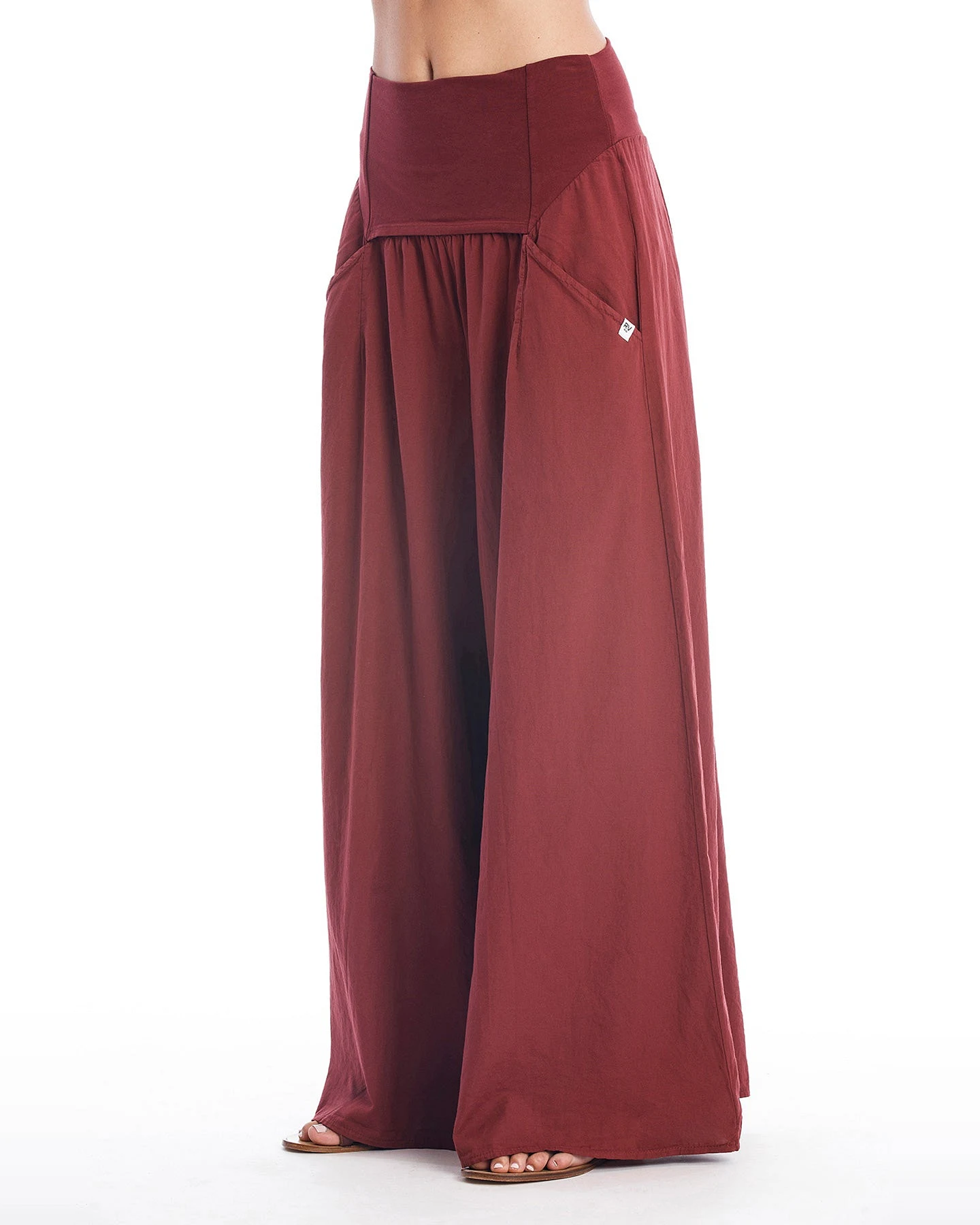 RAVENS VIEW IBIZA Damen vegan Rock Hose Easy Dark Granat – Ansicht 2