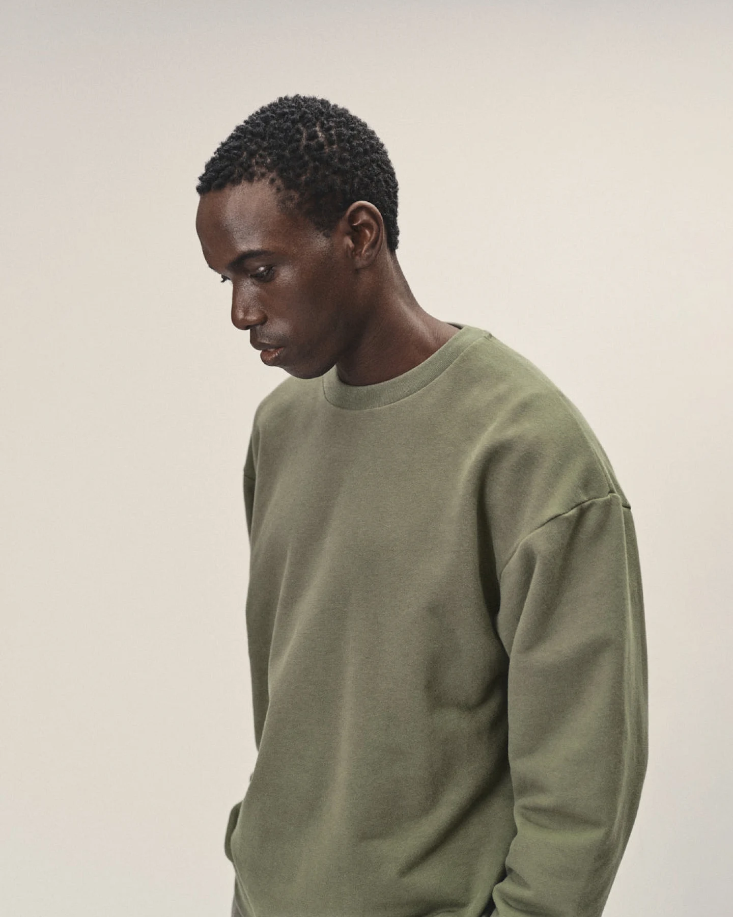 WOTE Herren vegan Sweatshirt In Übergröße Oliv – Ansicht 2