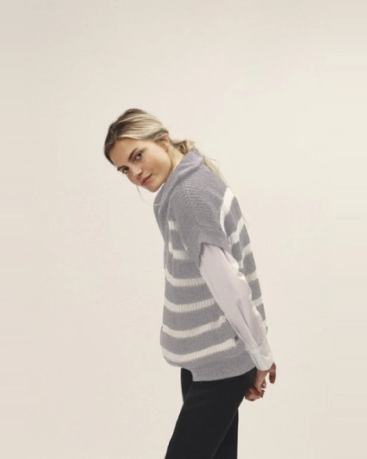 WOTE Damen vegan Strickweste Stripes Greymelange Weiß