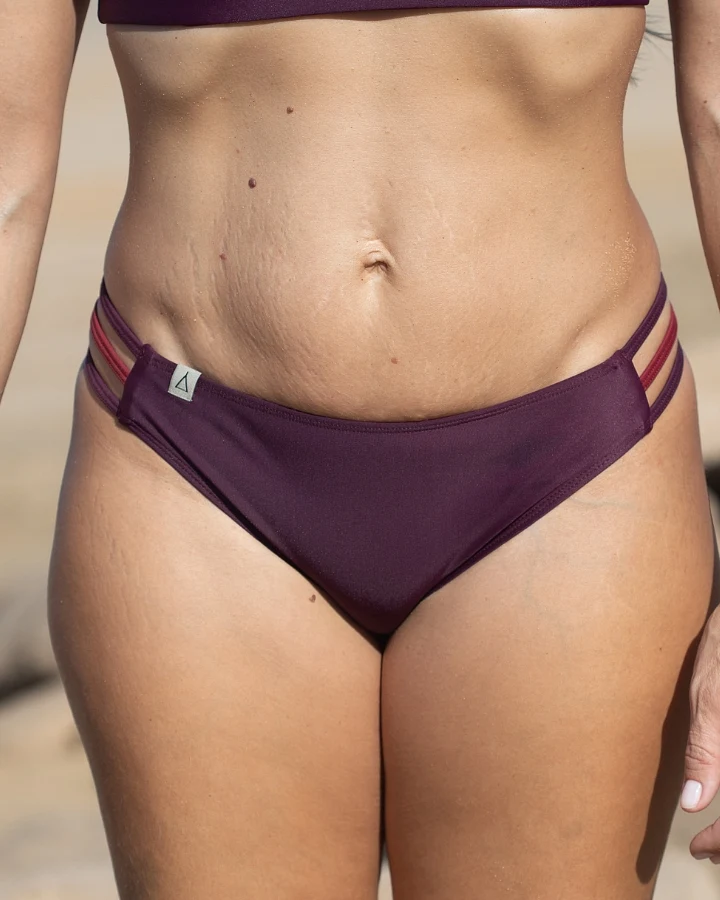 Inaska Damen vegan Bikinihöschen Low Waist Free Berries Berry