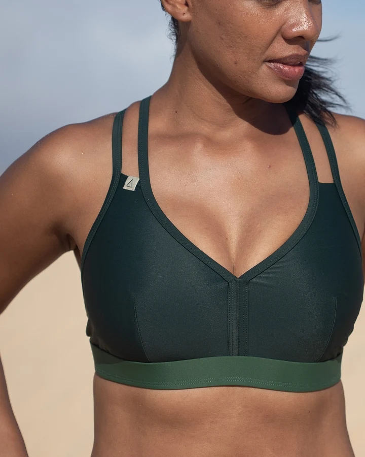 Inaska Damen vegan Sportliches Bikinioberteil Wild Nature Dunkelgrün & Moosgrün