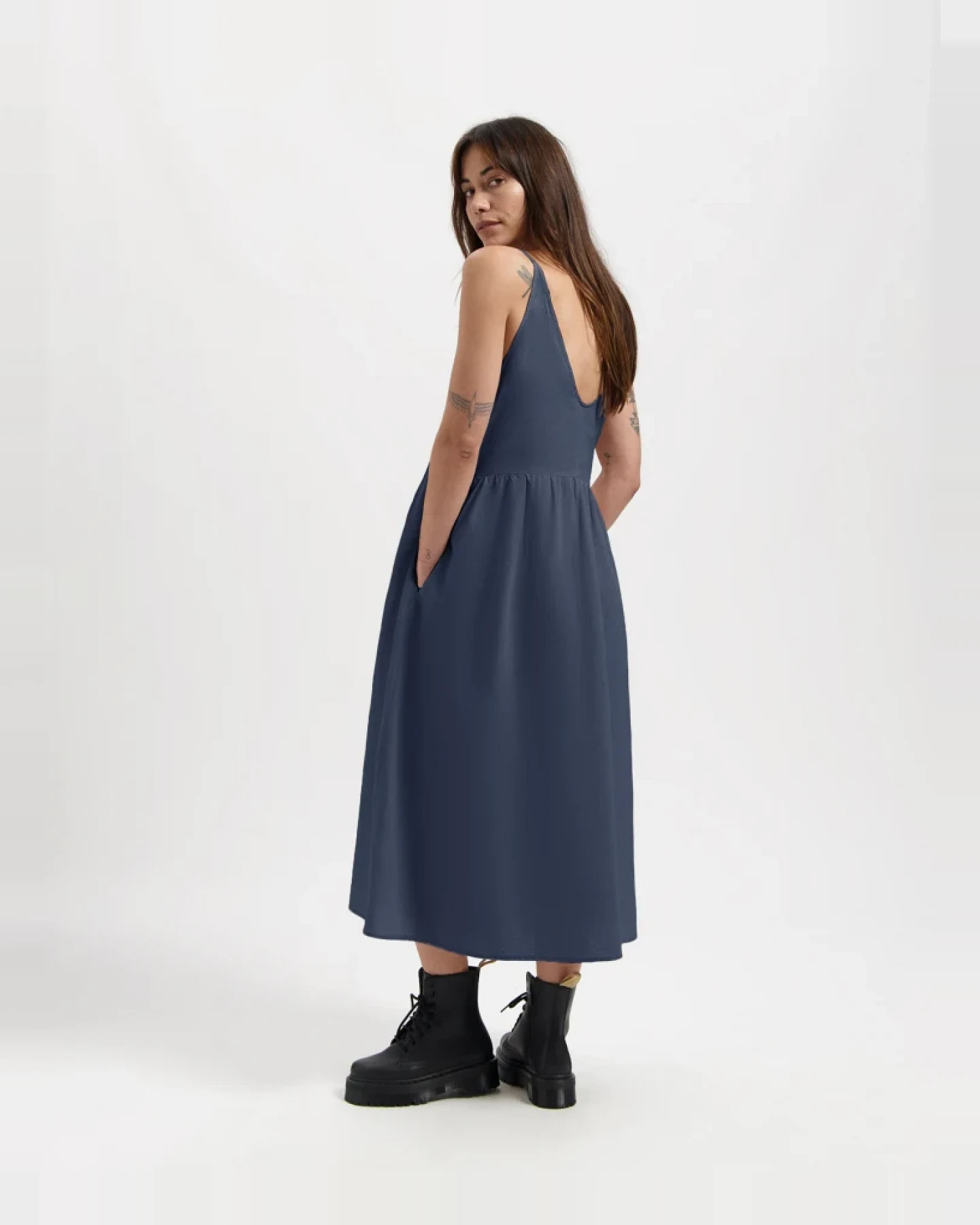 Kuyichi Damen vegan Kleid Damla Dark Navy – Ansicht 2