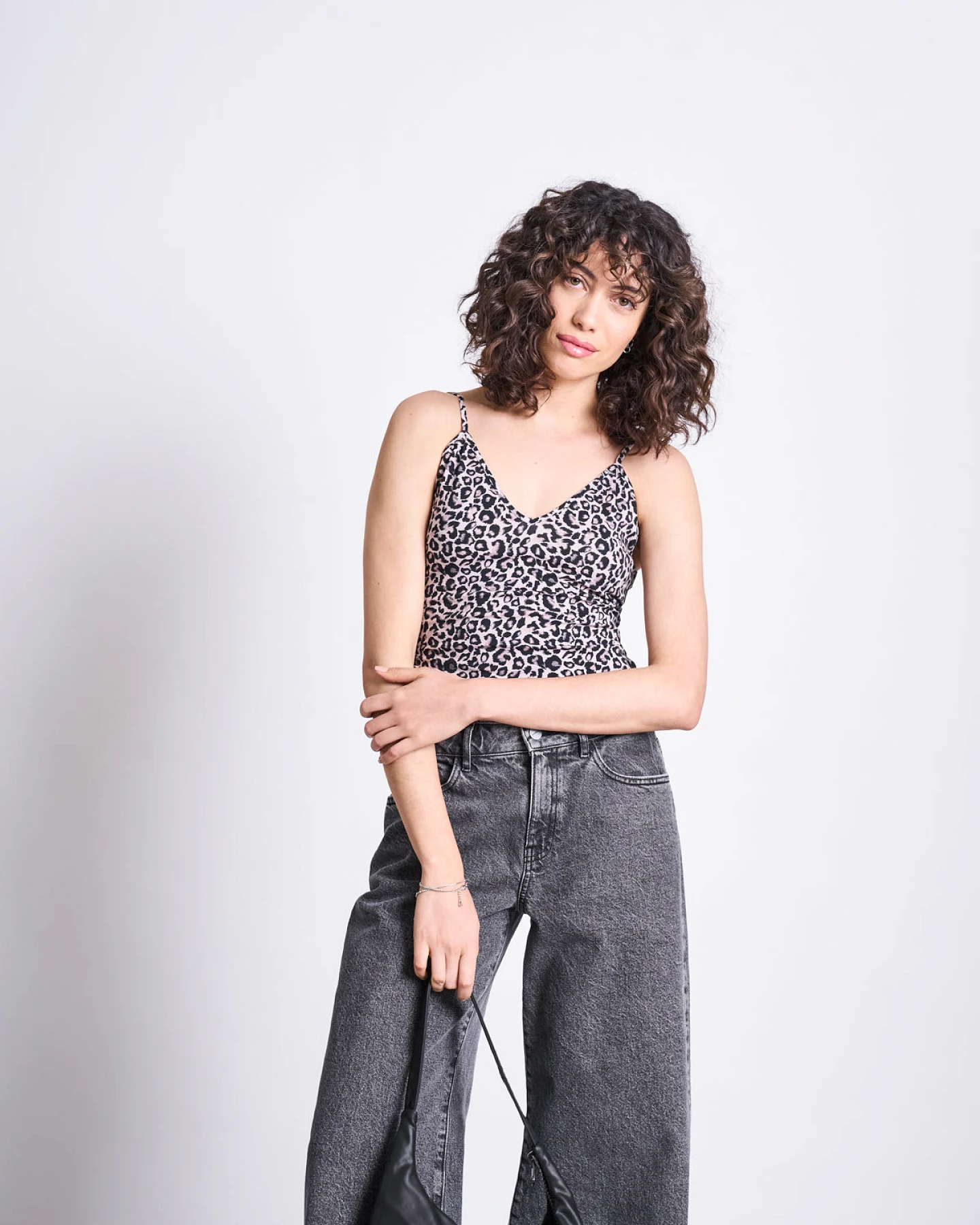JAN 'N JUNE Damen vegan Top Matilda Leo Druck – Ansicht 2