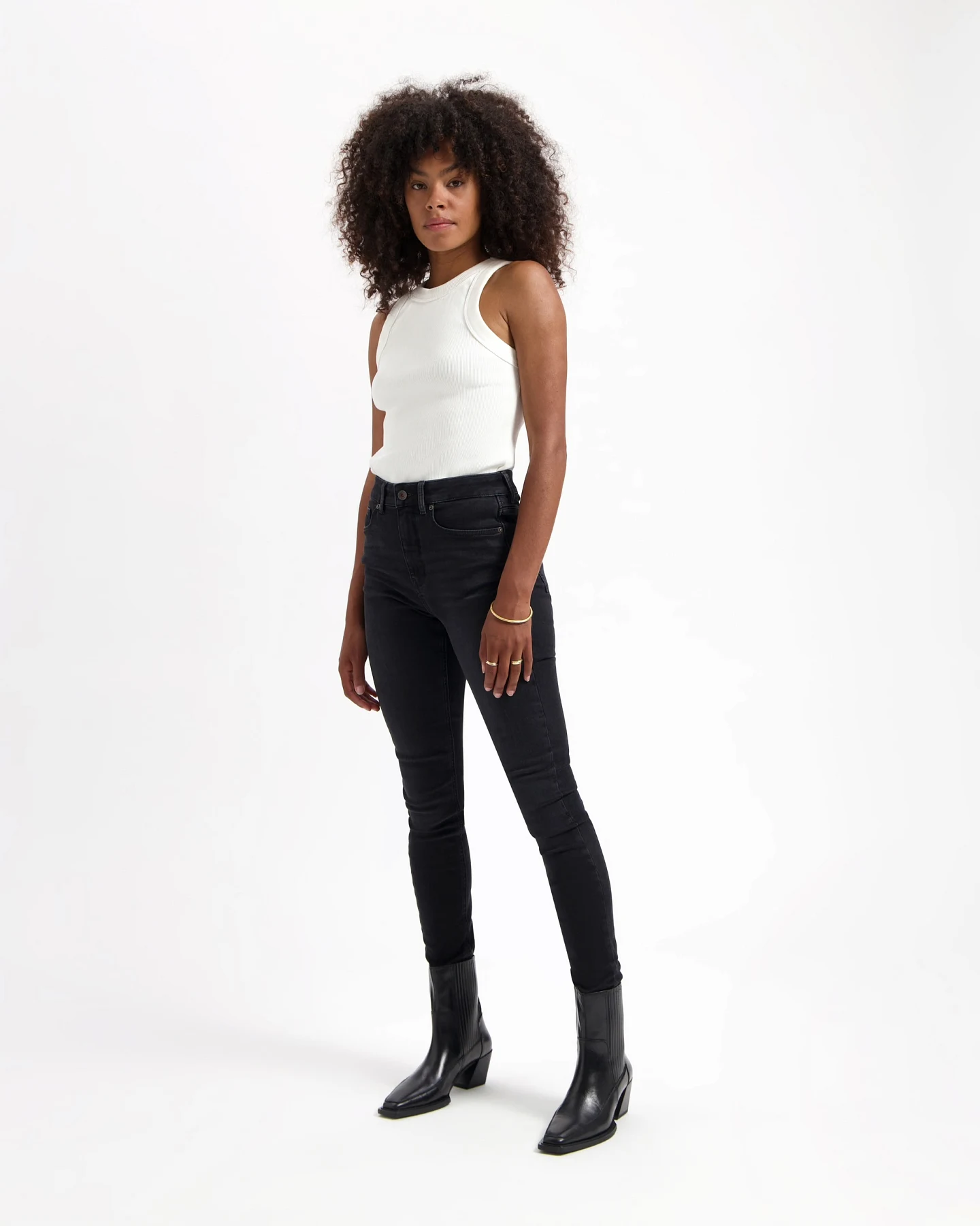 Kuyichi Damen vegan Jeans Skinny Carey Schwarz – Ansicht 2