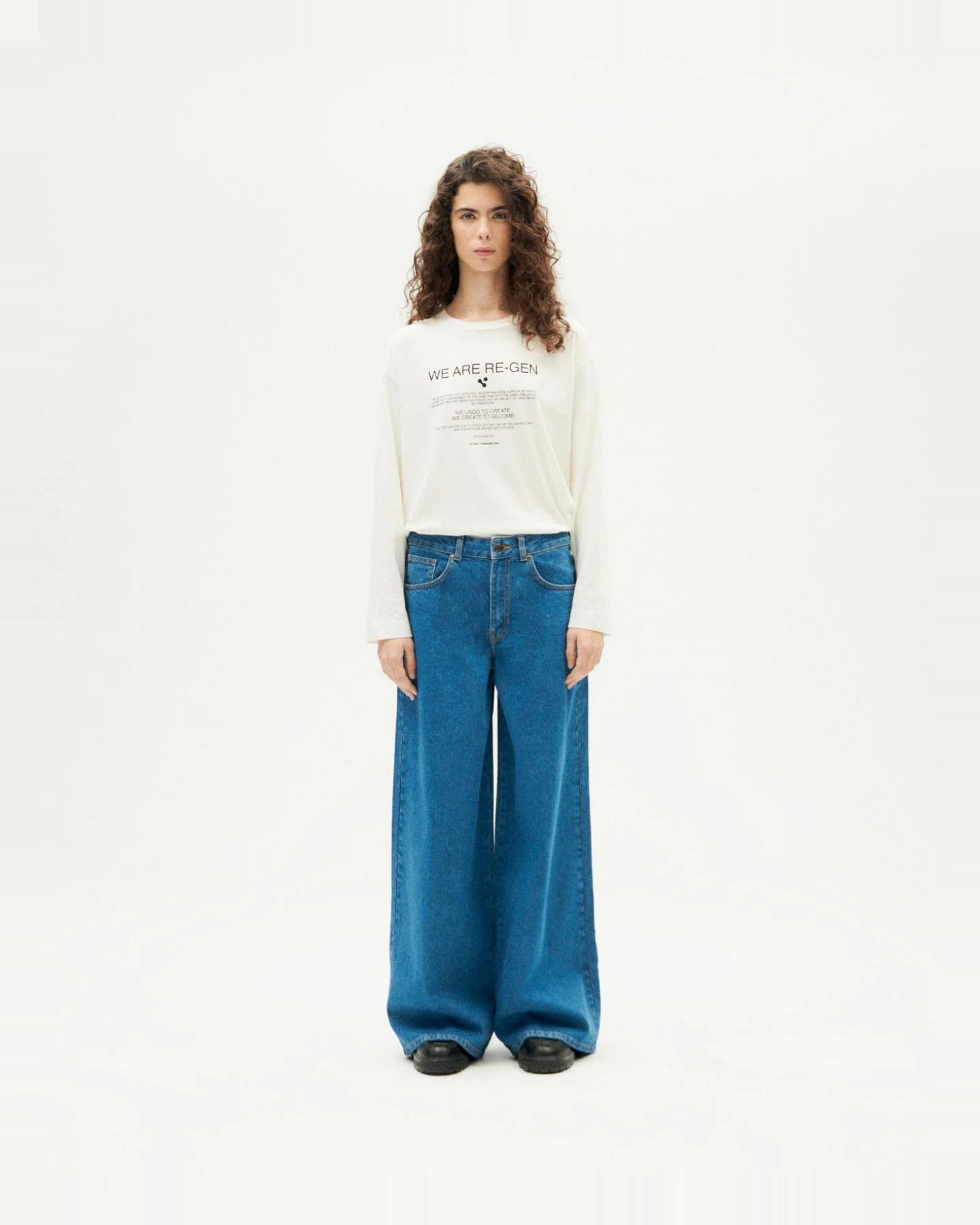 Thinking MU Damen vegan Jeans Hedda Blau – Ansicht 2