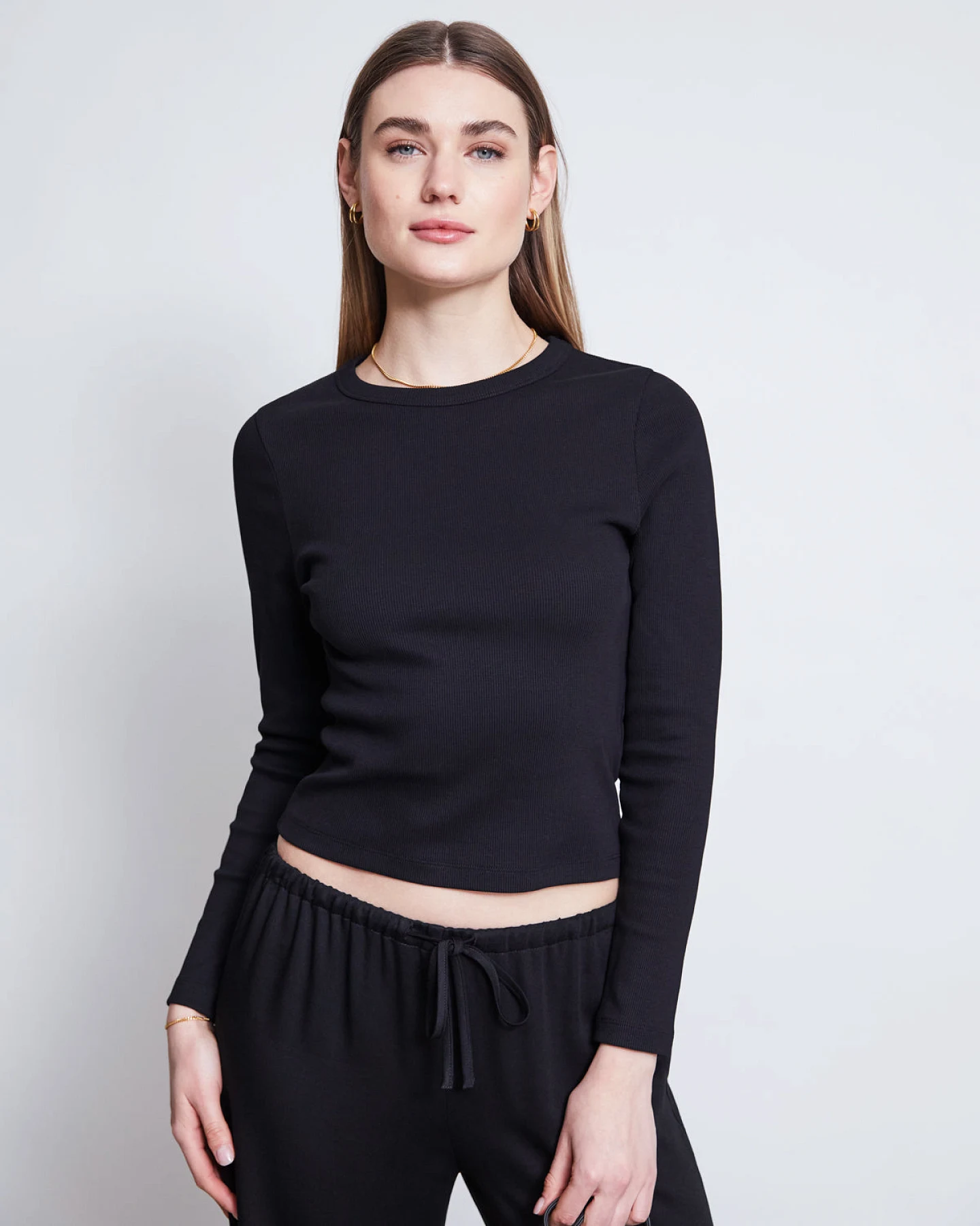 JAN 'N JUNE Damen vegan Hose Mid Rise Loose Strath Schwarz – Ansicht 2