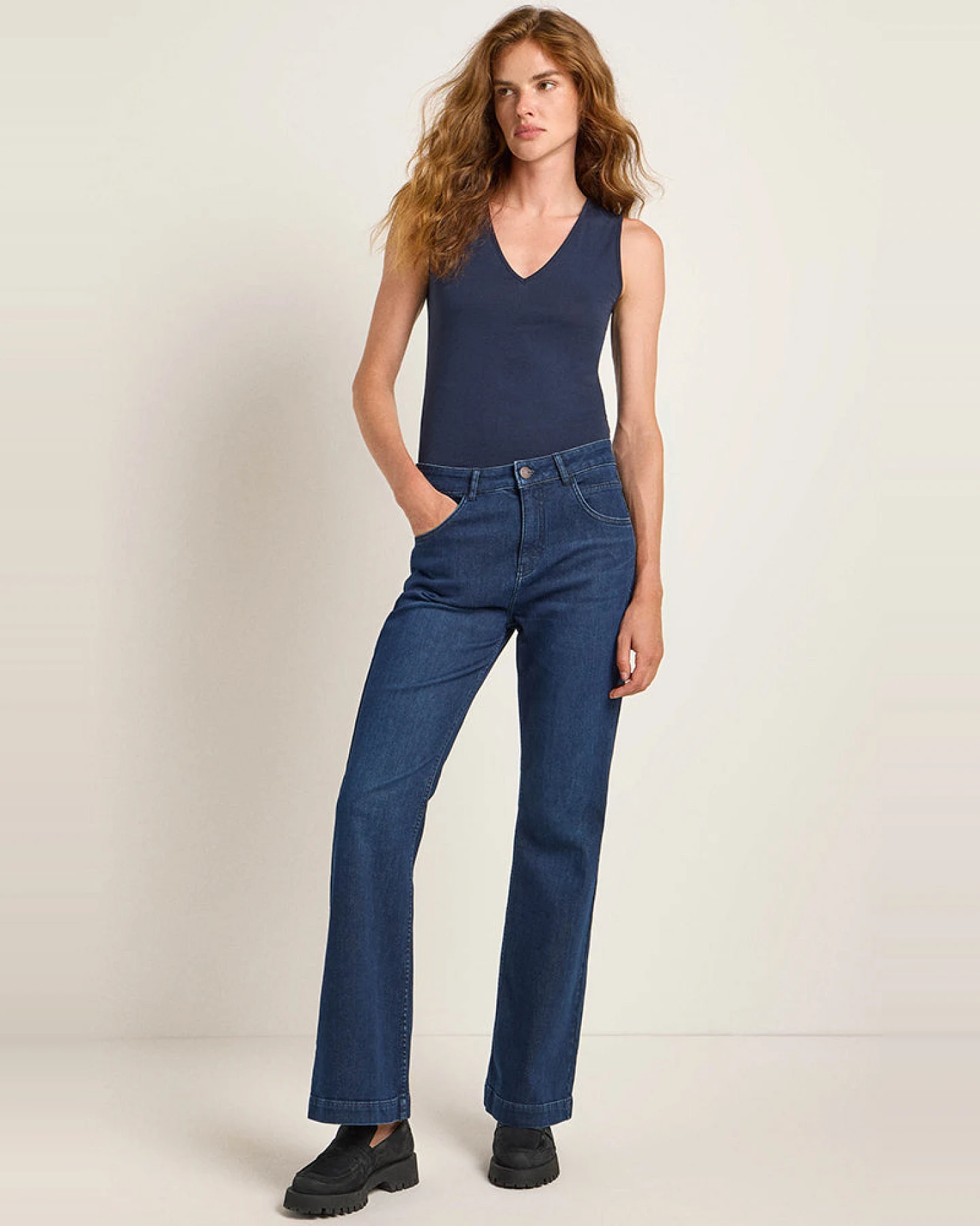 Lanius Damen vegan Jeans Dunkelblau – Ansicht 2