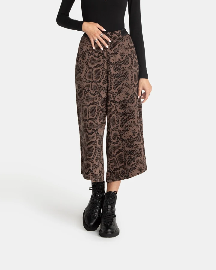 LOVJOI Damen vegan Culotte Tavira Brown Python