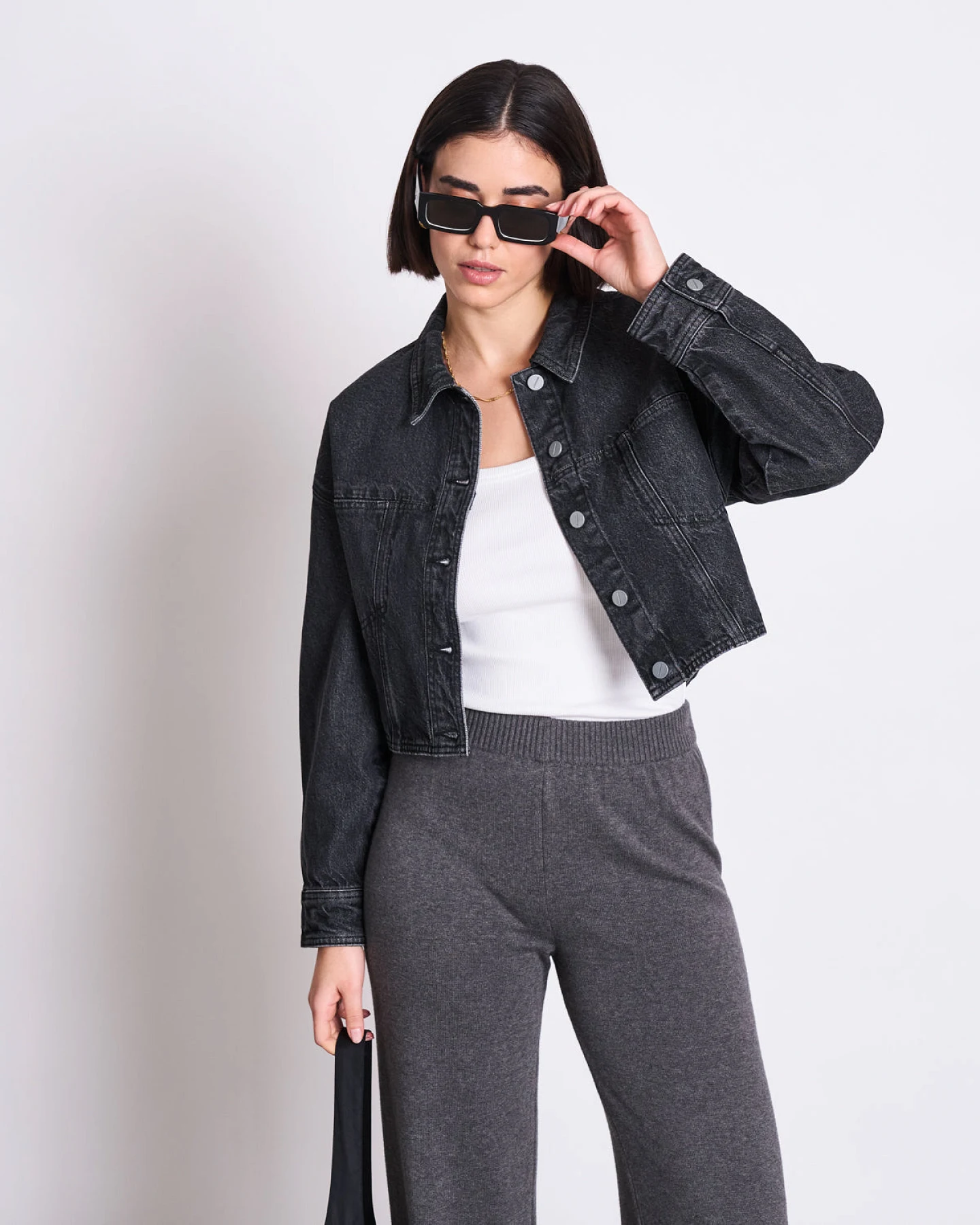 JAN 'N JUNE Damen vegan Jacke Denim Aria Faded Schwarz – Ansicht 2