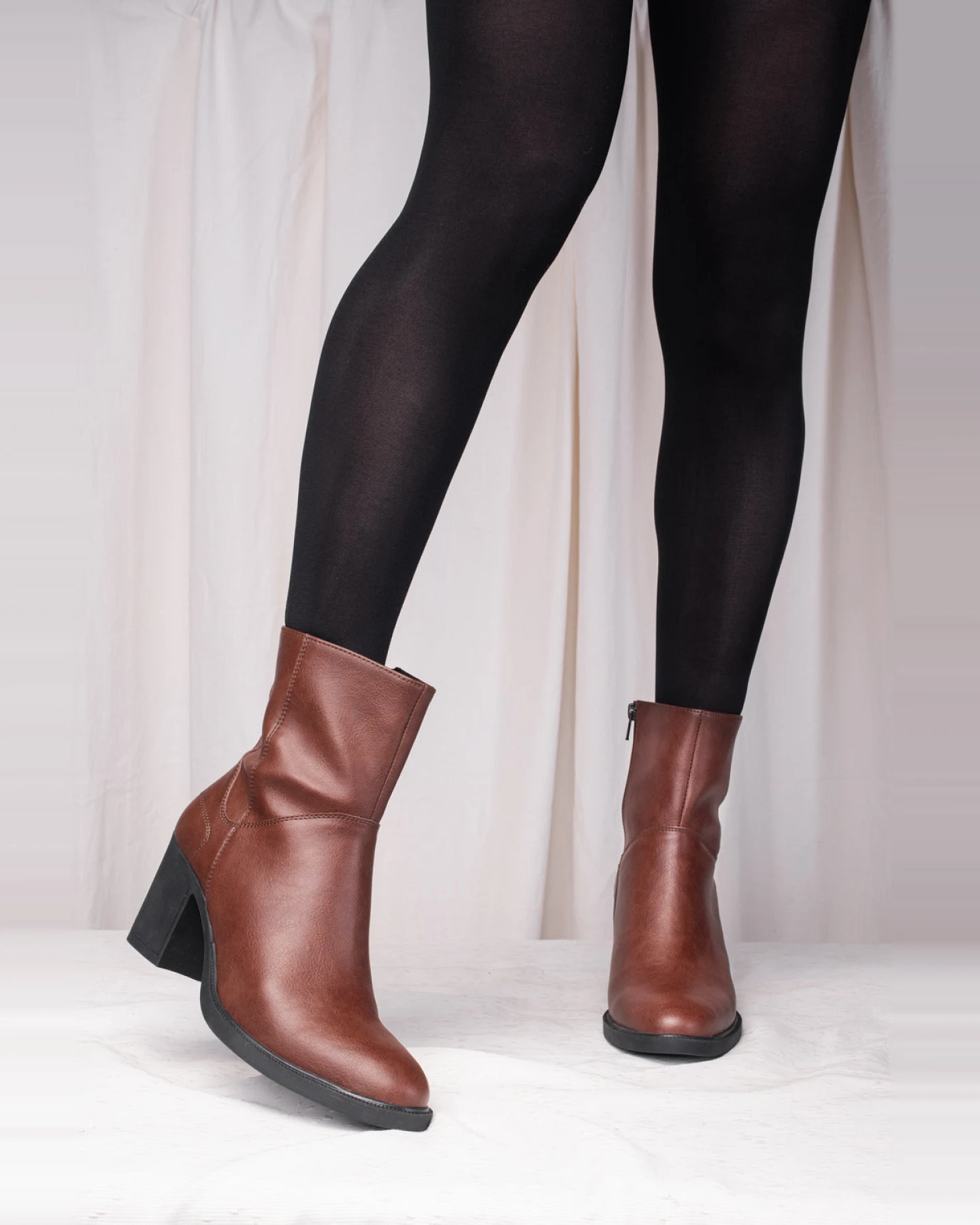 NAE Damen vegan Stiefel Alicia Veganes Öko-Leder Braun – Ansicht 2