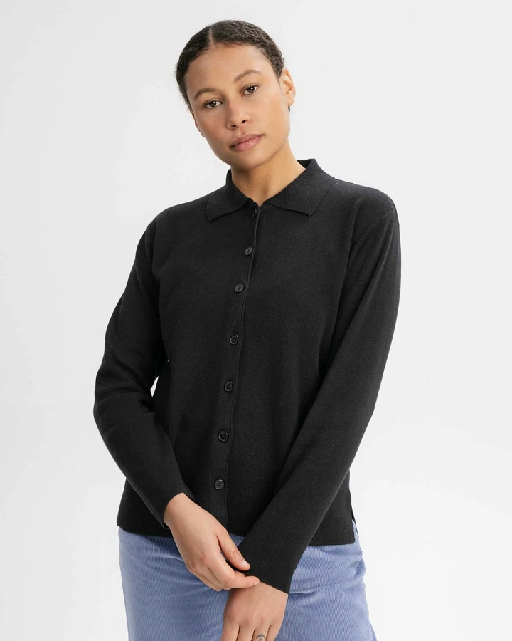 MELA Damen vegan Strickjacke Feinstrick Ulupi Schwarz
