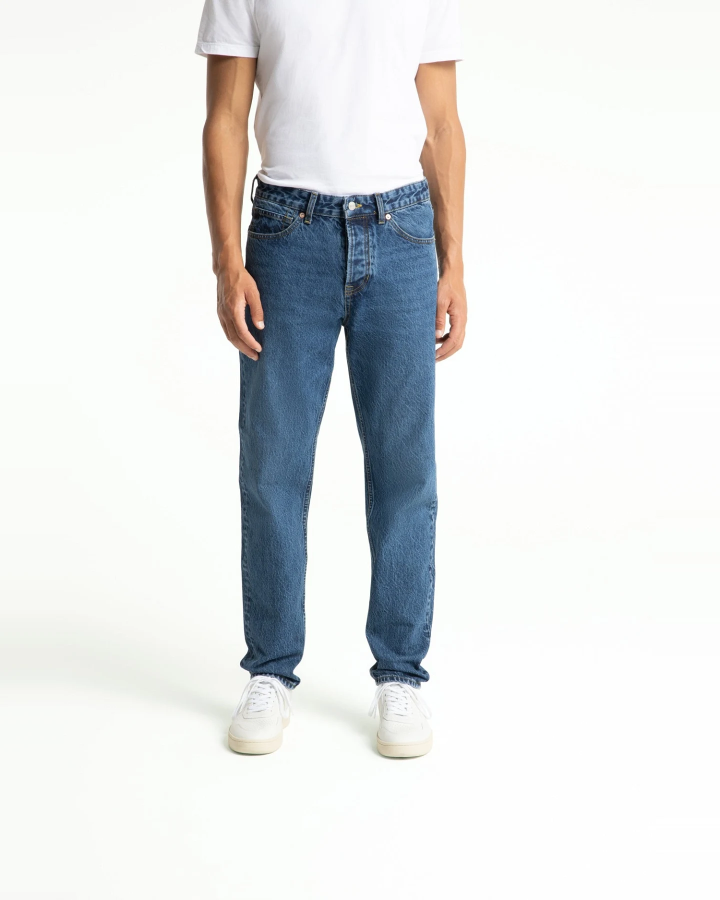 Kings of Indigo Herren vegan Jeans Sushan Stanley Mid Washed Blau – Ansicht 2
