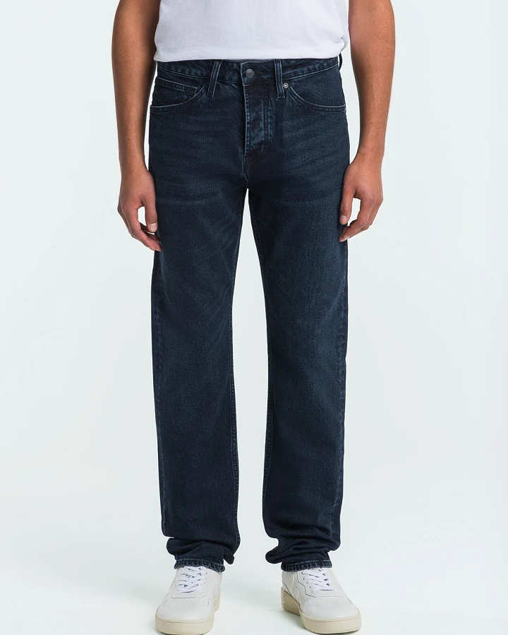 Kings of Indigo Herren vegan Jeans Addo Xavier Washed Blau Schwarz