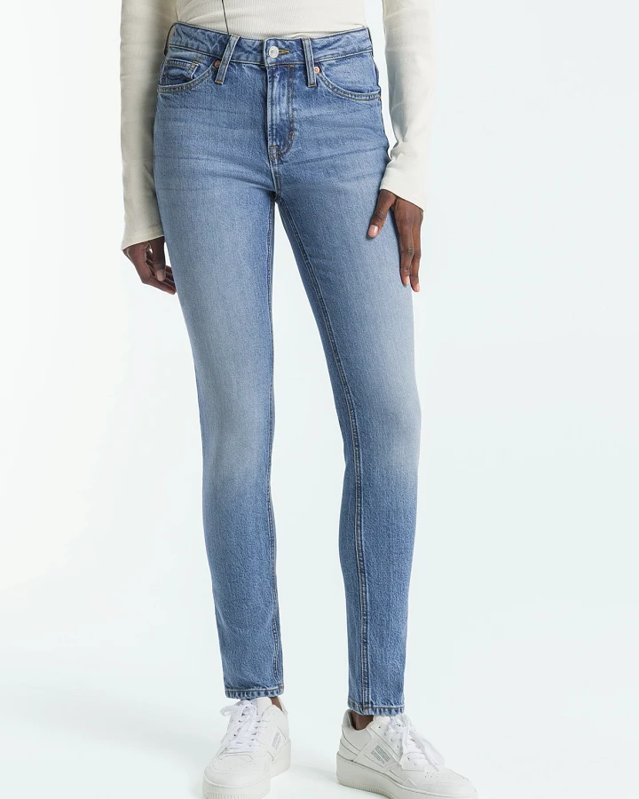 Kings of Indigo Damen vegan Jeans Juno Medium Antonie Deep Royal