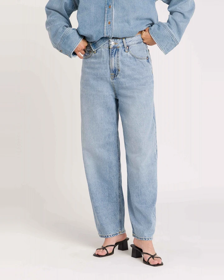 Kings of Indigo Damen vegan Jeans Unisex Leila Cindy Washed Hellblau