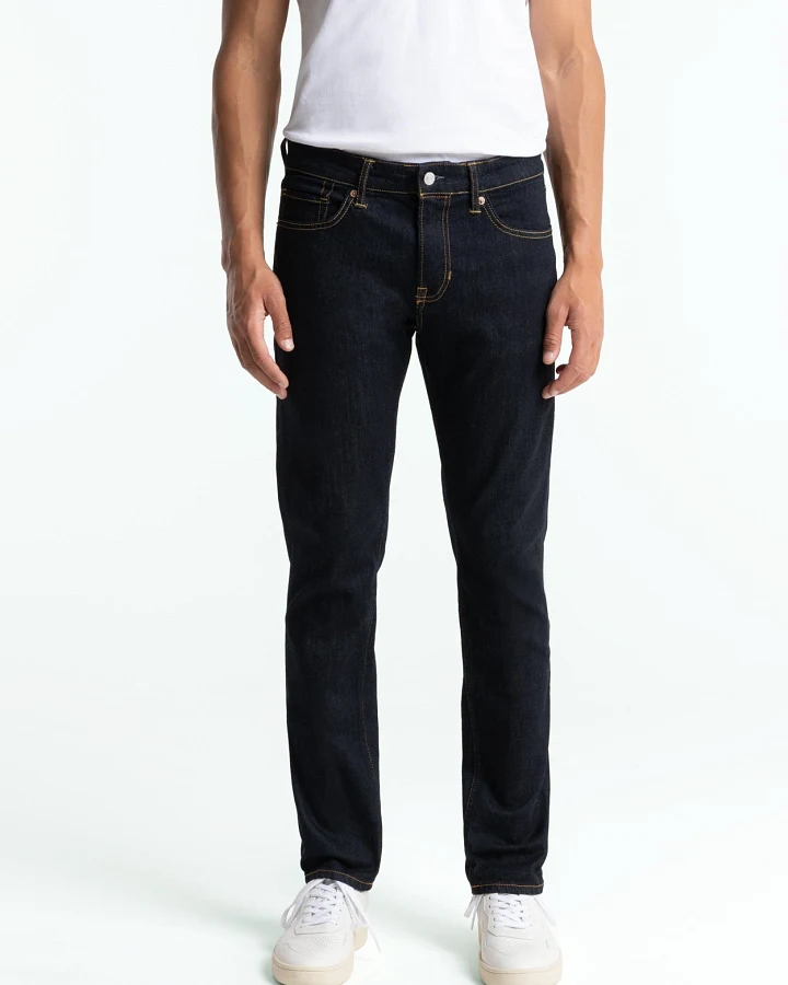 Kings of Indigo Herren vegan Jeans Charles Rinse Schwarz