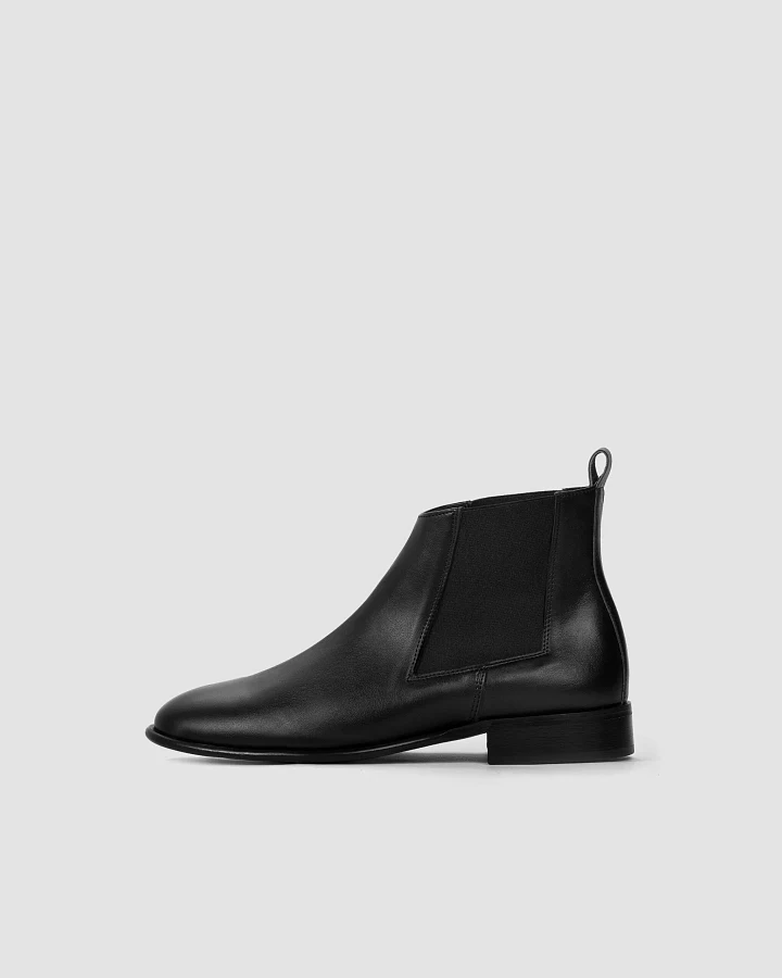 BOHEMA Damen vegan Chelsea Boots Flossy Schwarz