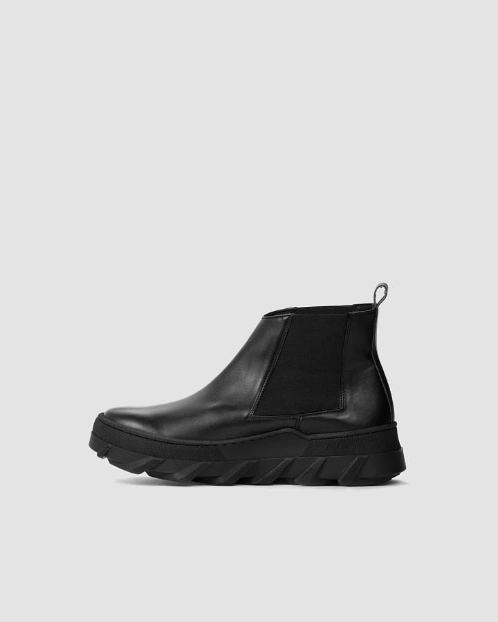 BOHEMA Damen vegan Chelsea Boots Tiger Schwarz