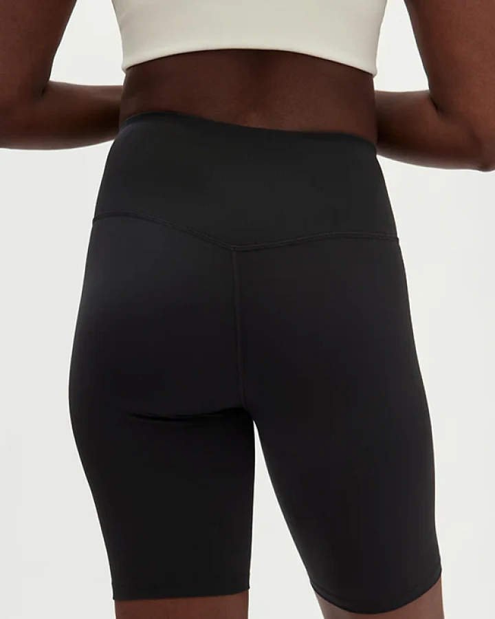 Girlfriend Collective Damen vegan Bike Shorts Float High-Rise Schwarz