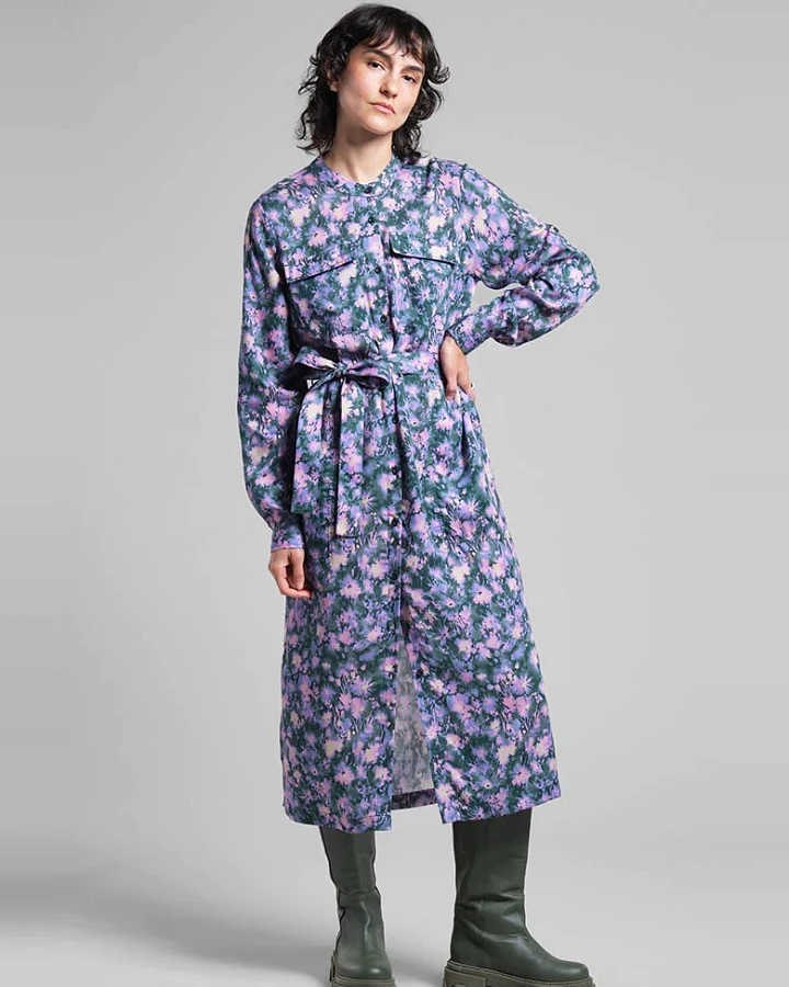 DEDICATED Damen vegan Kleid Falsterbo Blurred Flowers Multicolor